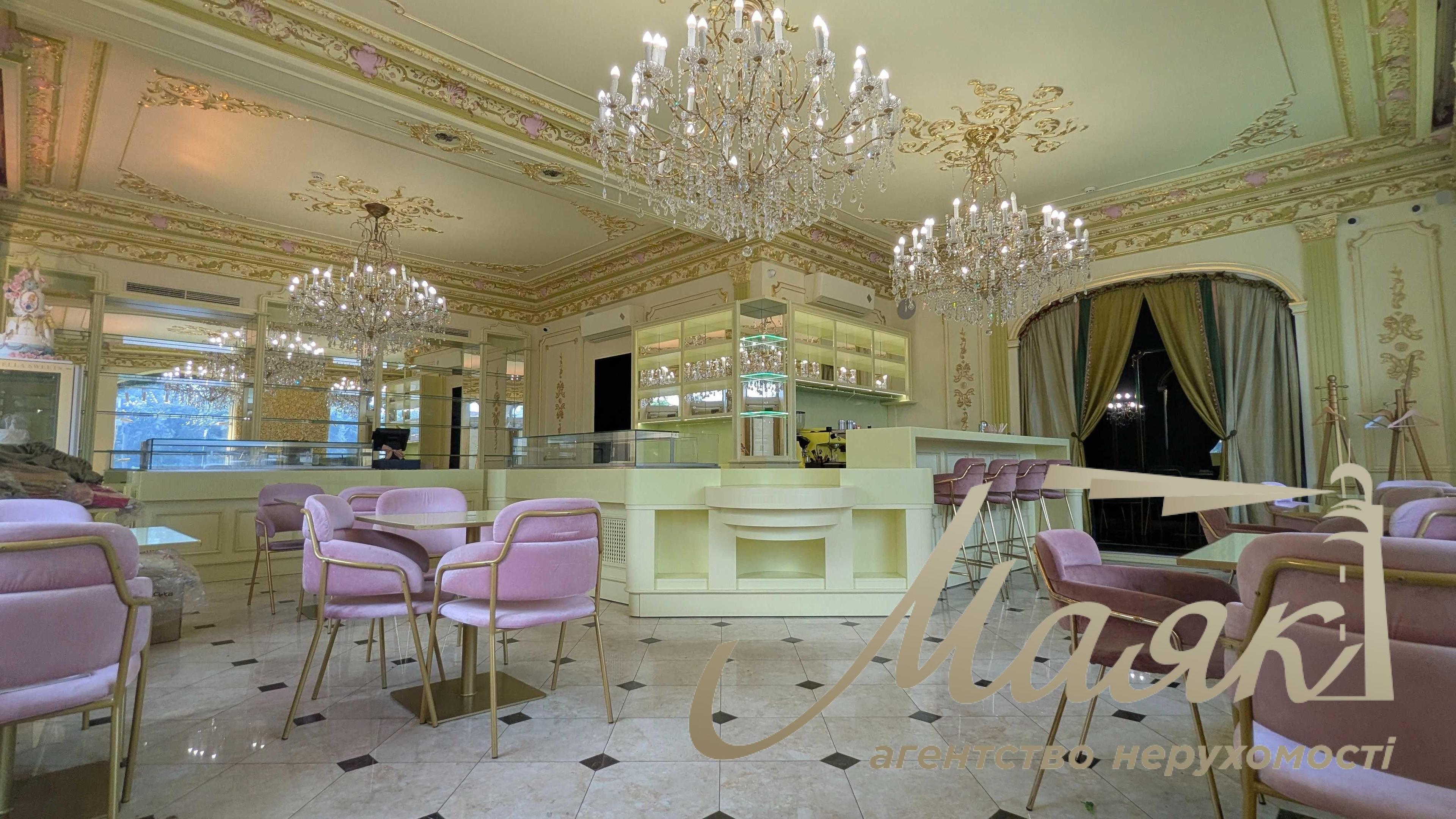 Аренда фасадного помещения под ресторан, салон, шоу-рум, Мазепы 18/19, Арсенальная