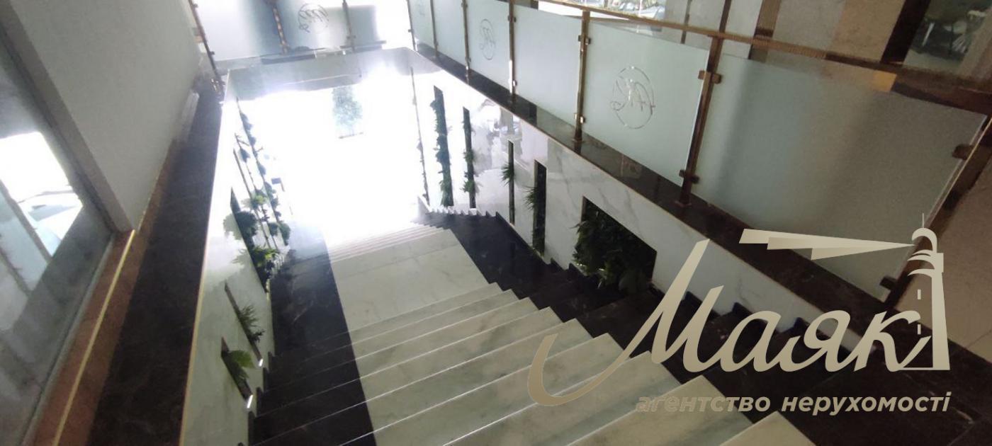 Sale of 2-room apartment in Podol Plaza residential complex, Glubochitskaya st., Kontraktovaya Ploshad