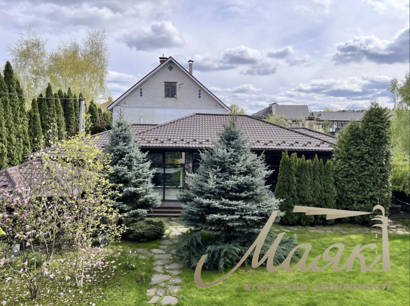 Оренда сучасного будинку Козин, Конча Заспа, з басейном