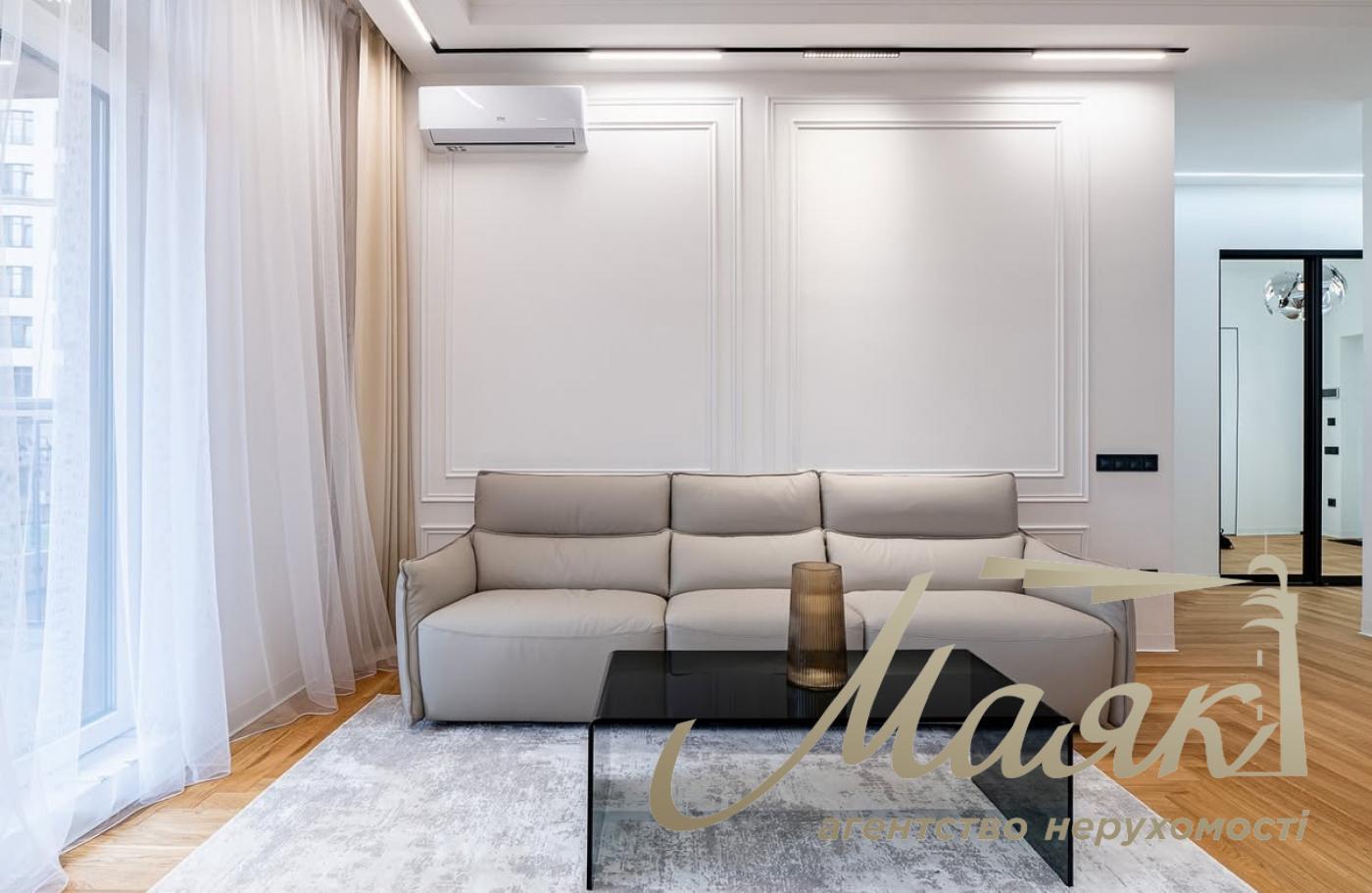 Продаж квартири 60 м² з ремонтом у ЖК 52 Перлина, Pechersk Plaza