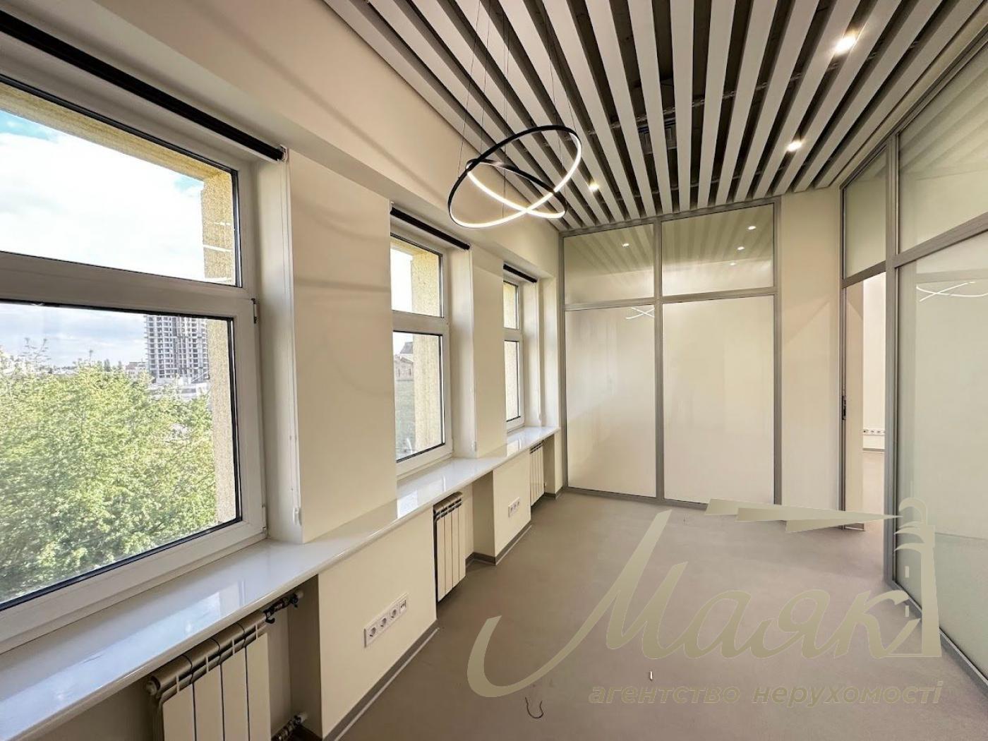 Продажа офиса 400 м², Киев