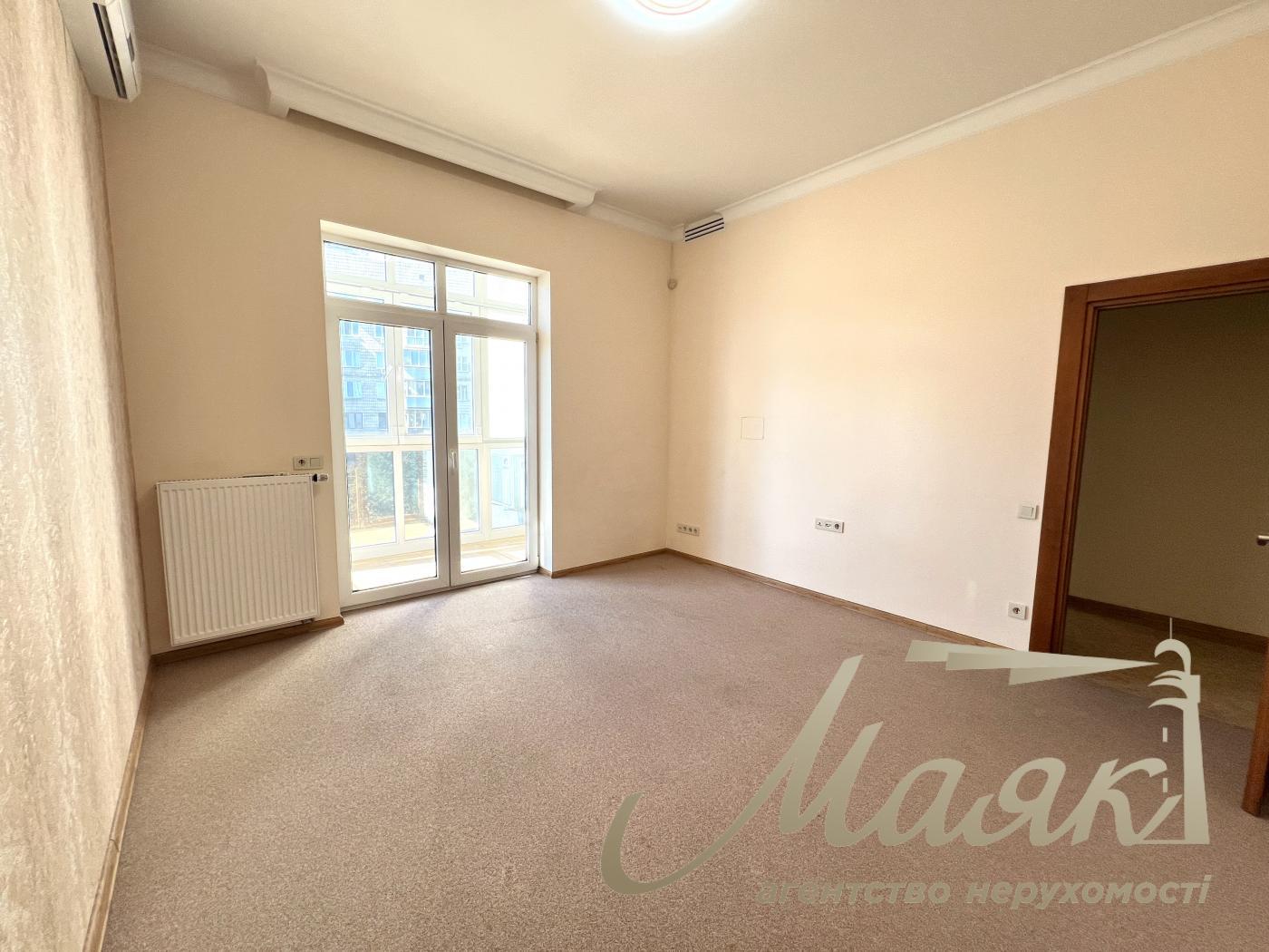 Office for rent 180m2, Ivan Mazepa street 16