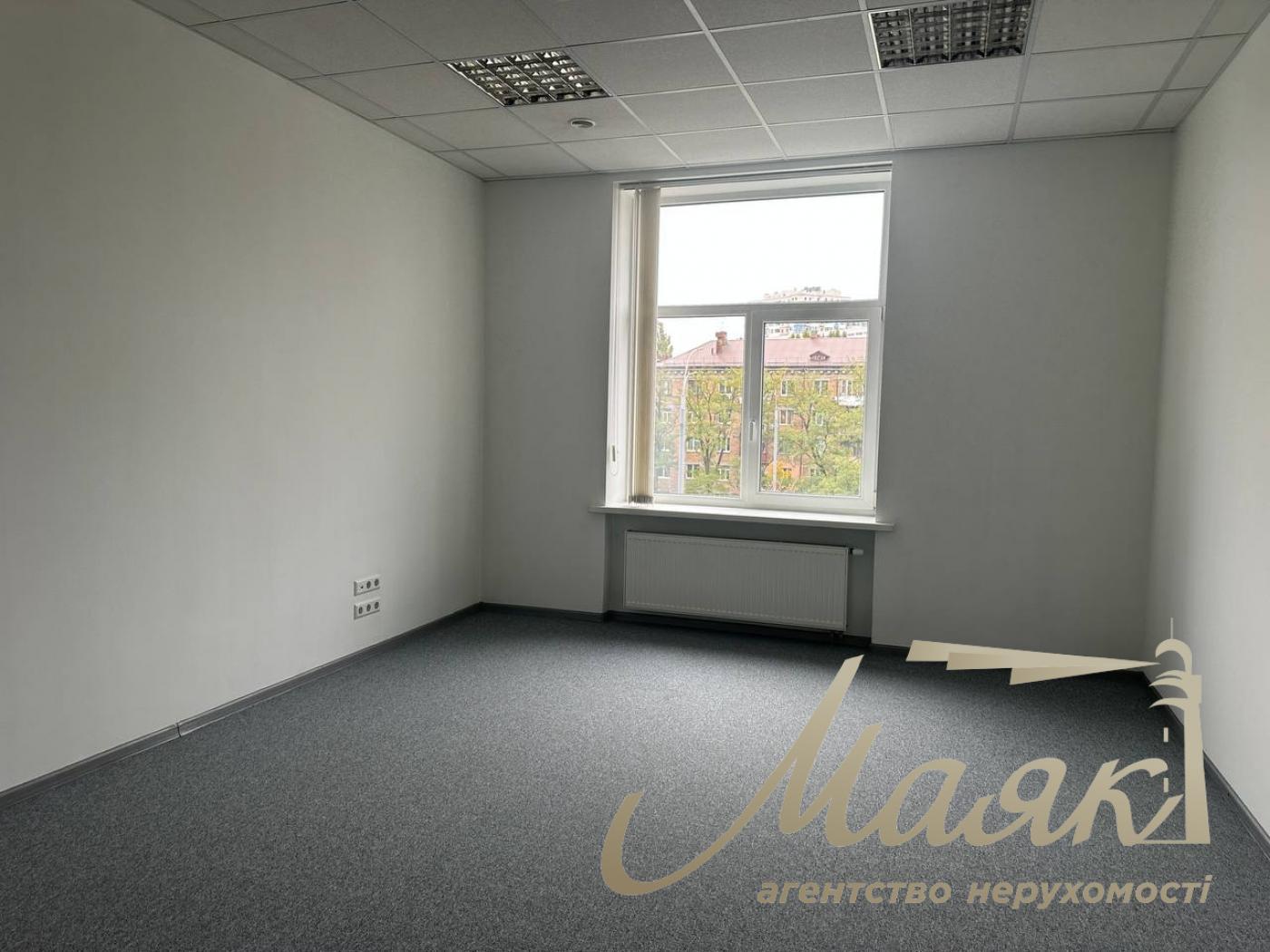 Аренда офиса 520м2 по ул.Михновского, Зверинецкая