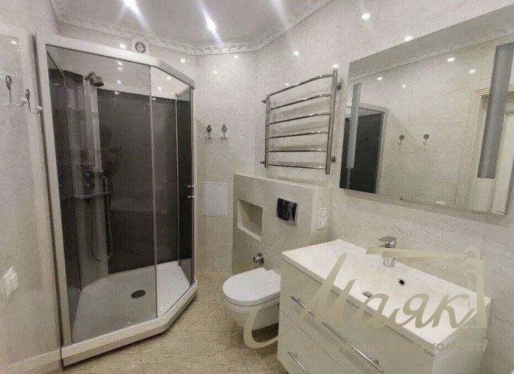 Продаж 3к квартири вул. Паньківська, Центр