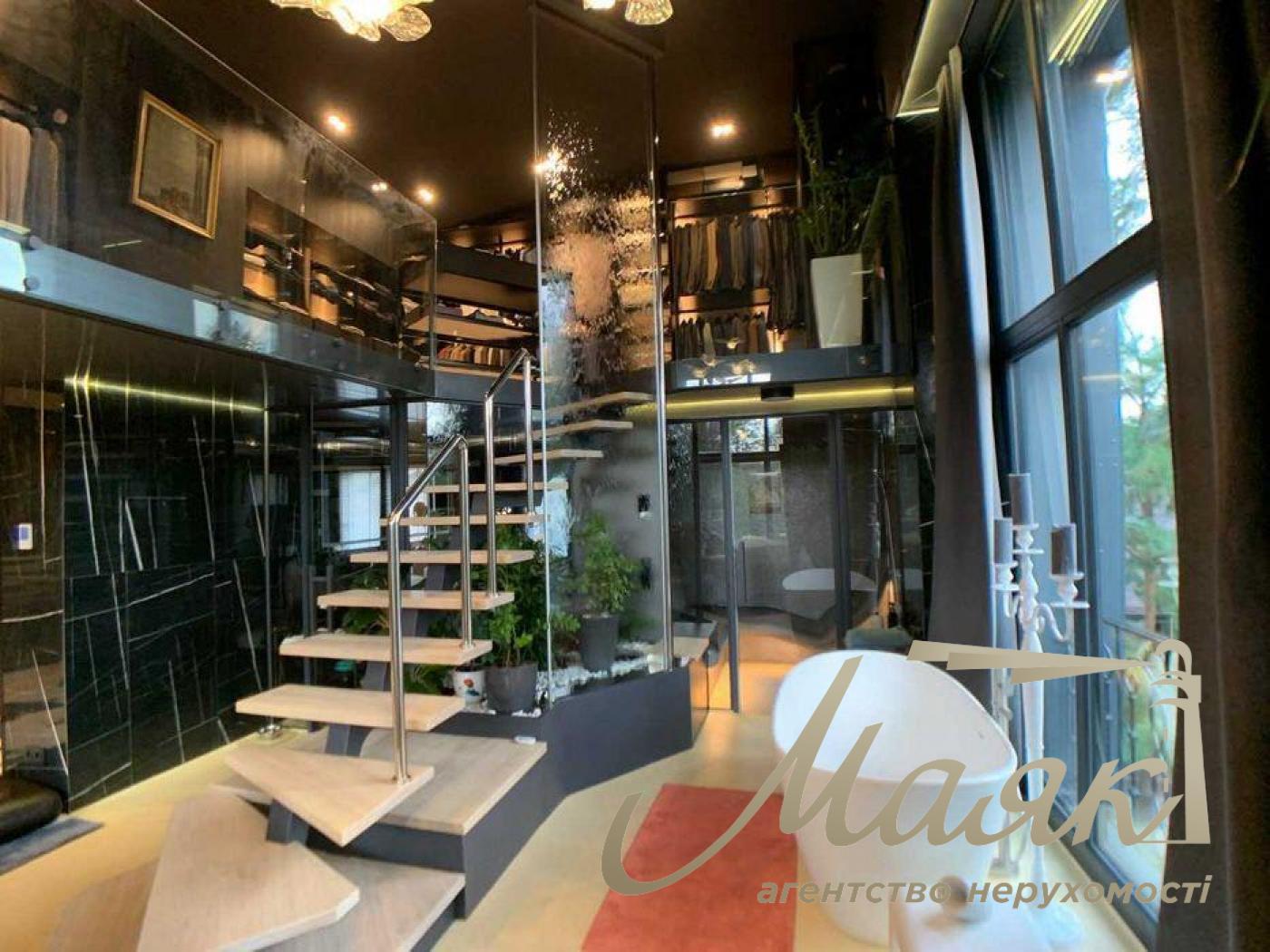 Аренда дома 200м2 в с. Романков, Киево-Святошиснкий район