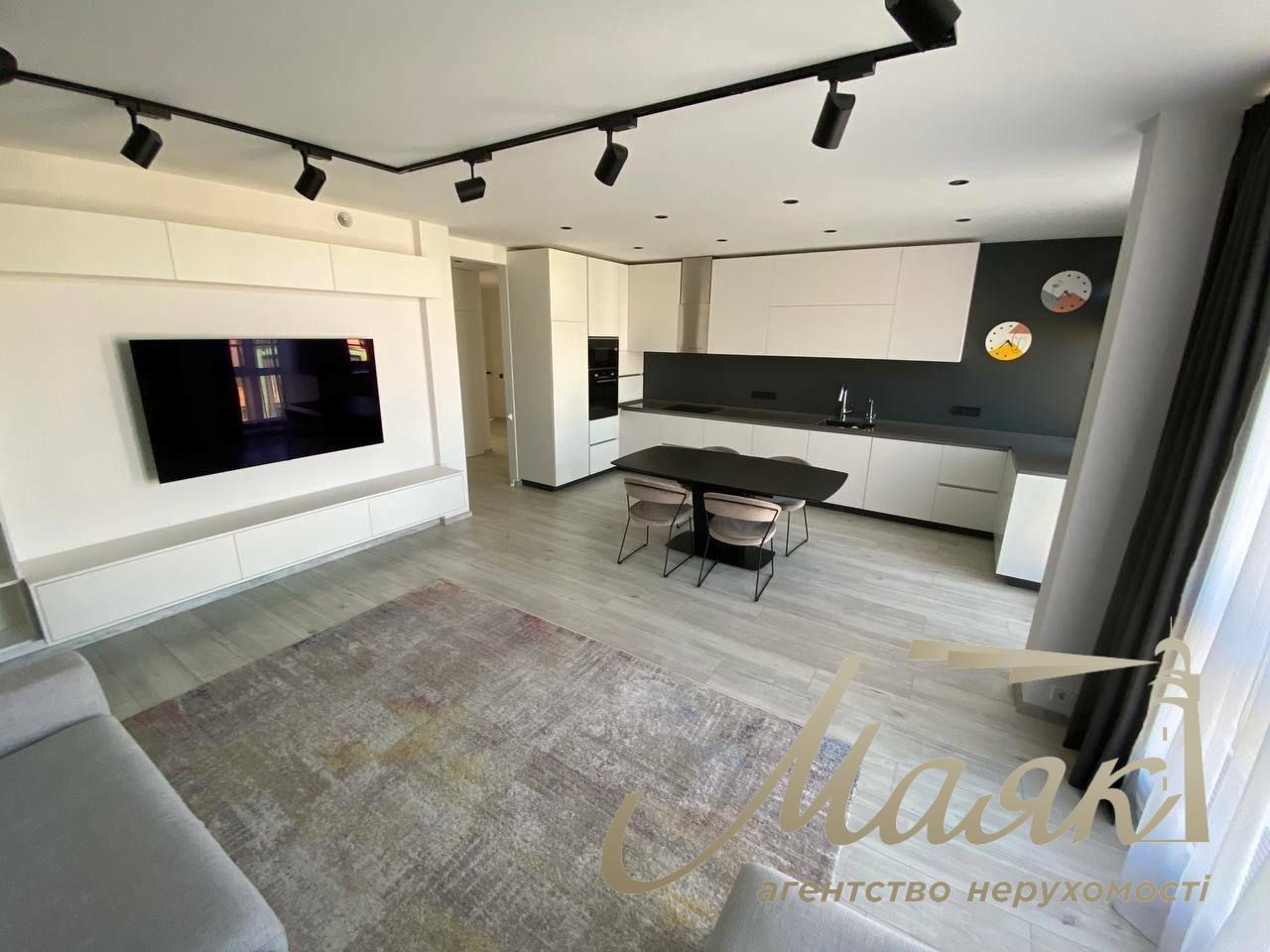 Продаж 4к квартири ЖК Комфорт Таун, вул. Регенераторна