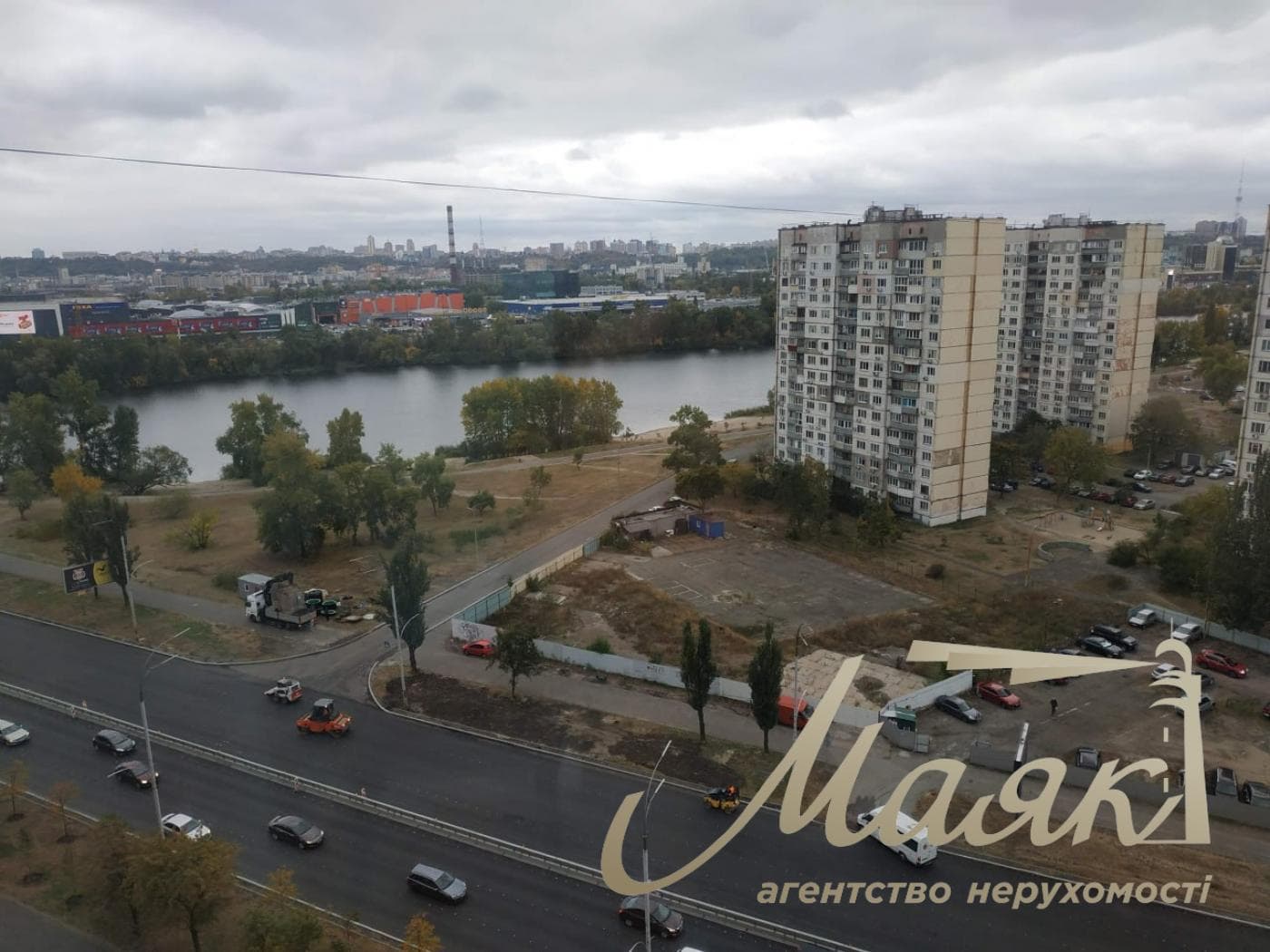 Продаж трирівневого панорамного пентхауса 327м2 в Оболонських Липках, проспект Івасюка, Оболонь