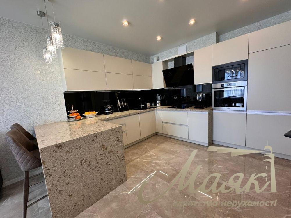 Оренда 3-кімнатна квартира в клубному будинку Hoffmann House