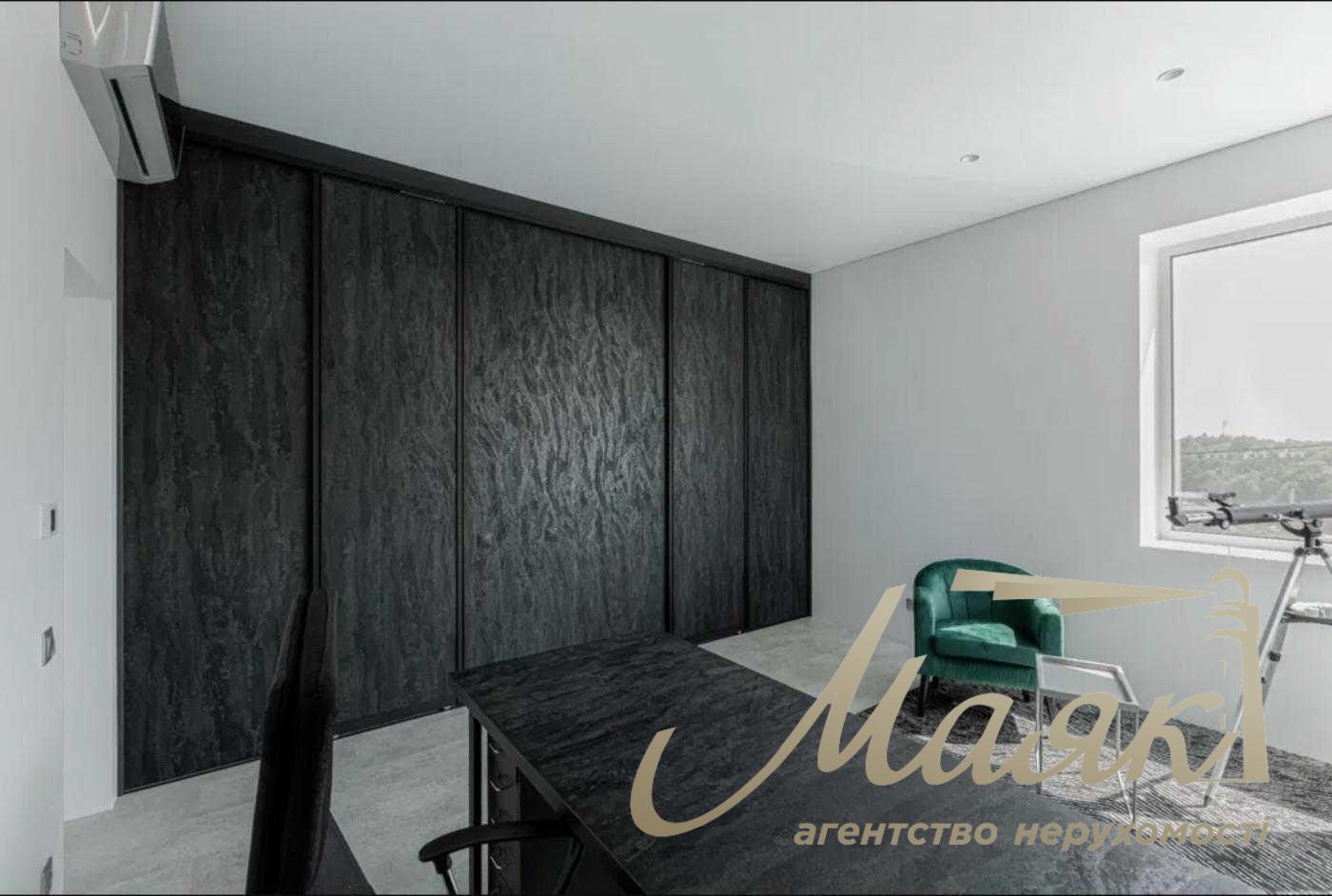 Продаж будинку 171 кв.м. з новим ремонтом у Лісниках поруч з Equides club