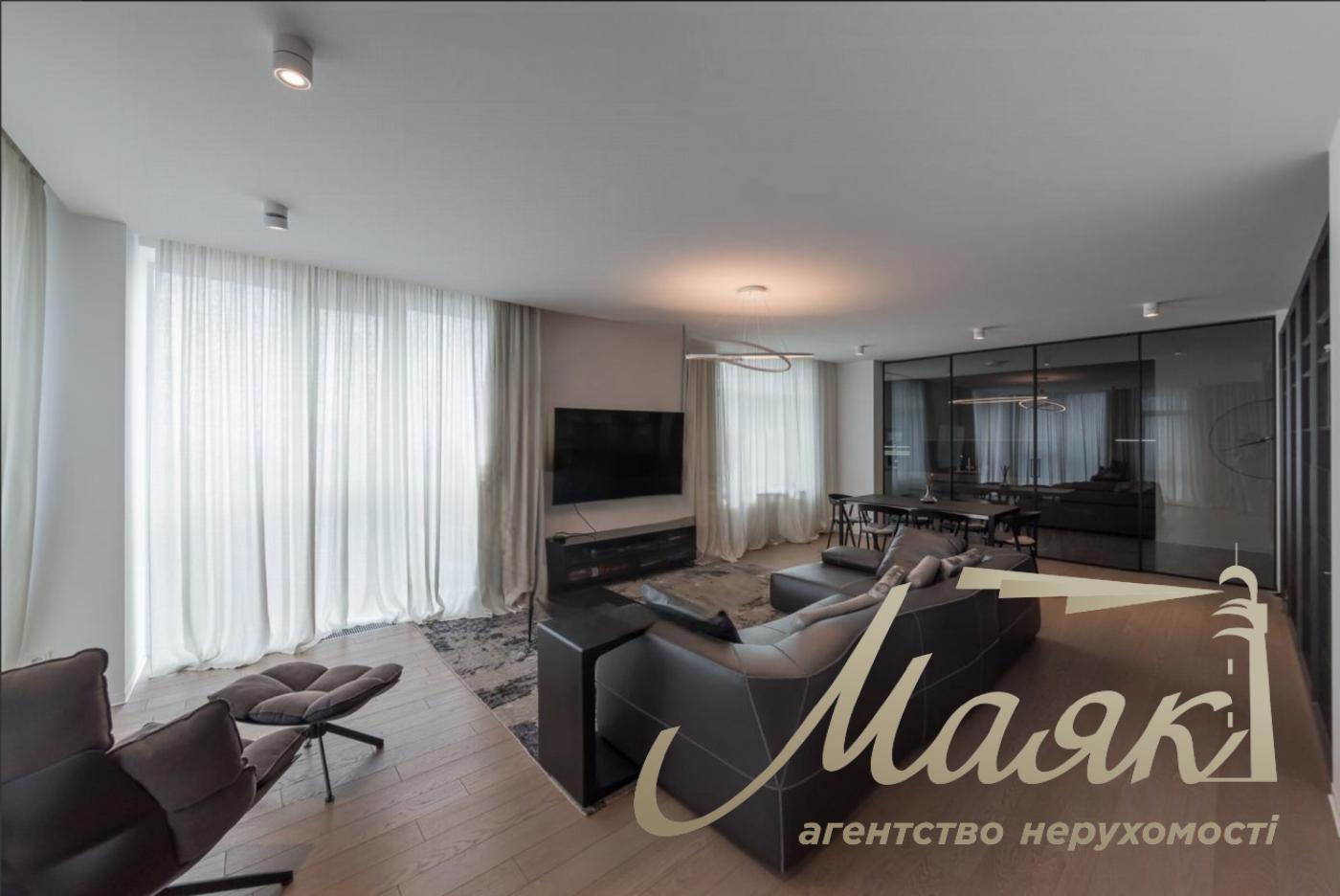 Rent 4-bedroom apartment 200m2 in LCD Novopecherskie Lipki, Andriy Verkhoglyada Street/Dragomirov Street, Pechersk, Kiev