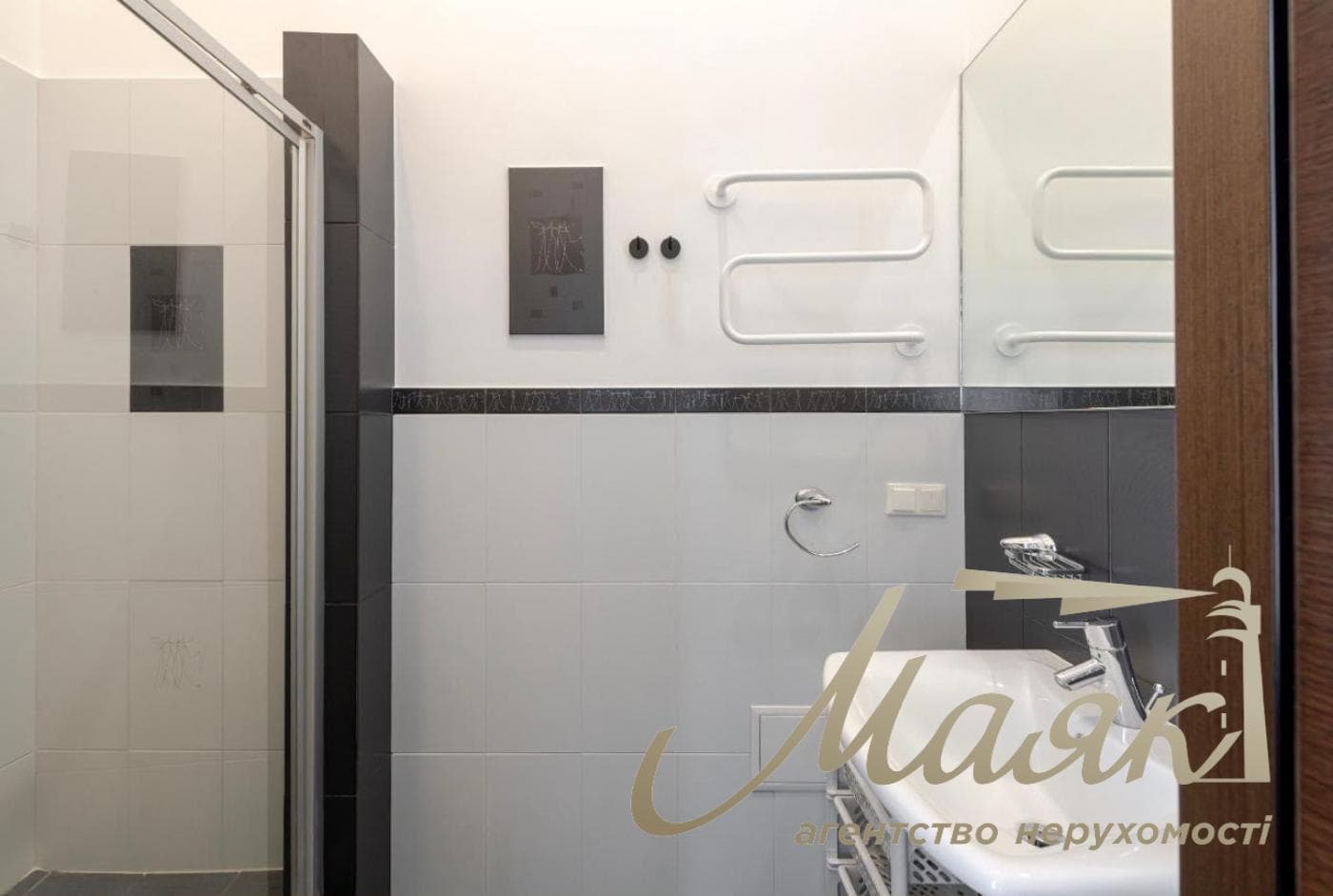 Оренда 3-кімнатної квартири площею 95 м², вулиця Антоновича, 23