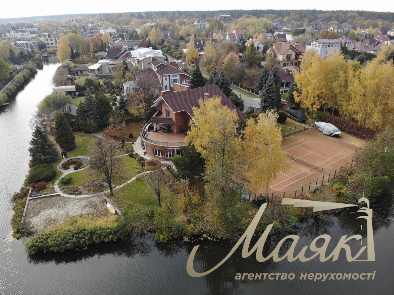 Sale of a house in the residential complex "Golden Gate", Kozin village.