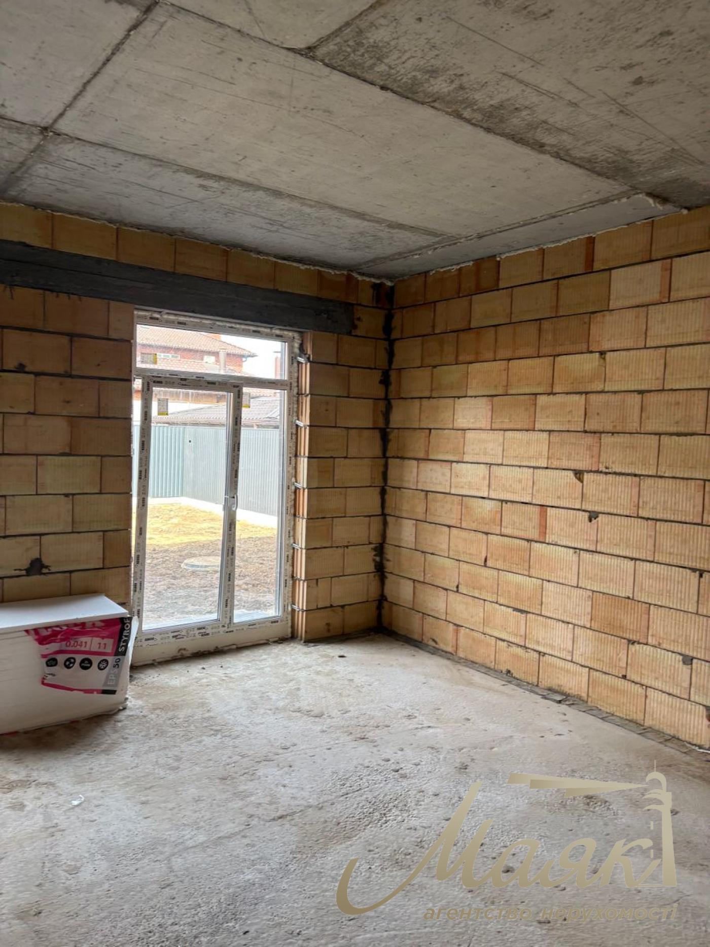 Продаж двоповерхового будинку 118м2 у с.Шевченкове, 15 хвилин до метро Житомирська