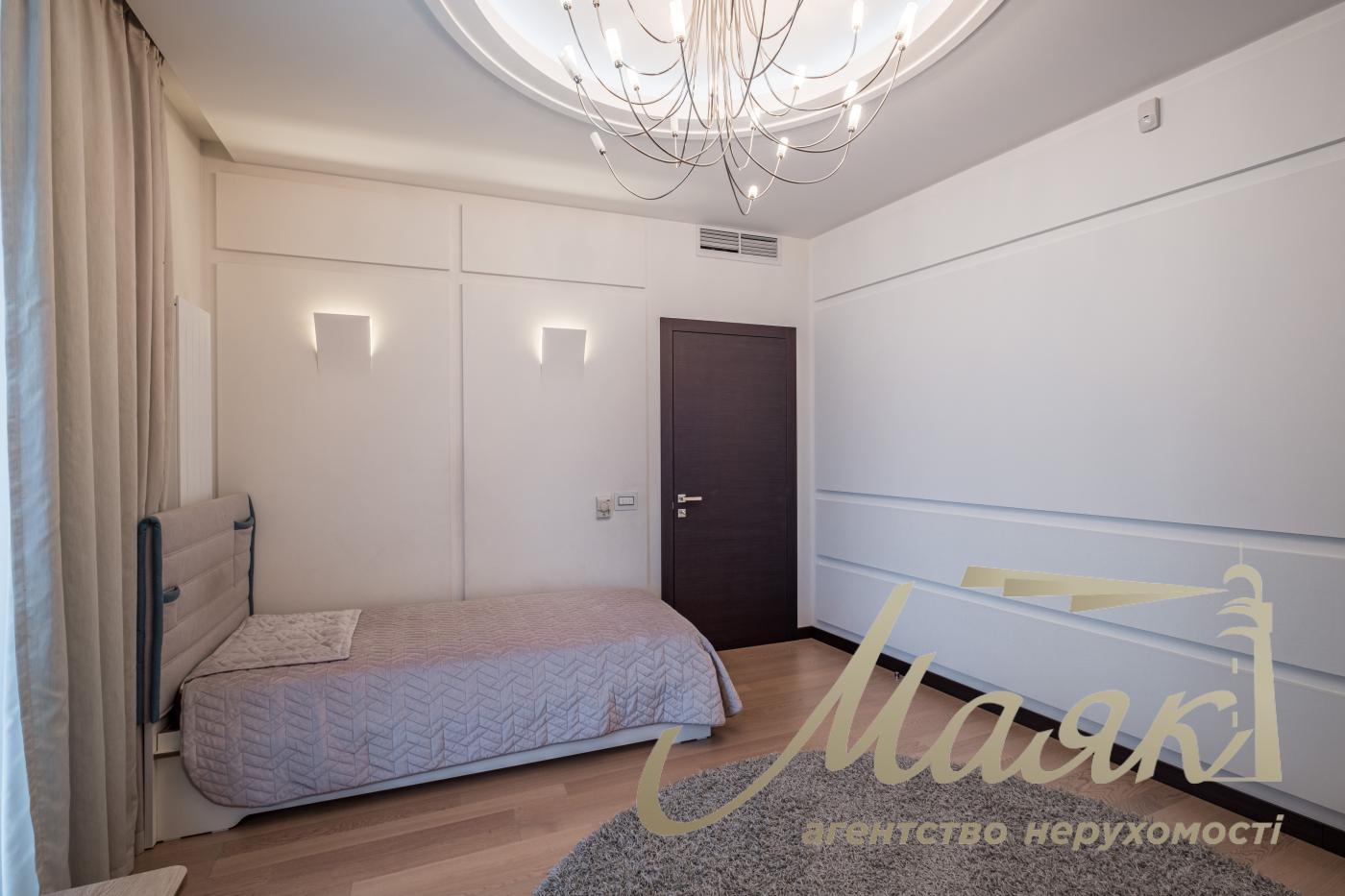 Продажа квартиры 152 м2 ЖК Riviera Riverside, Раисы Окипной 18