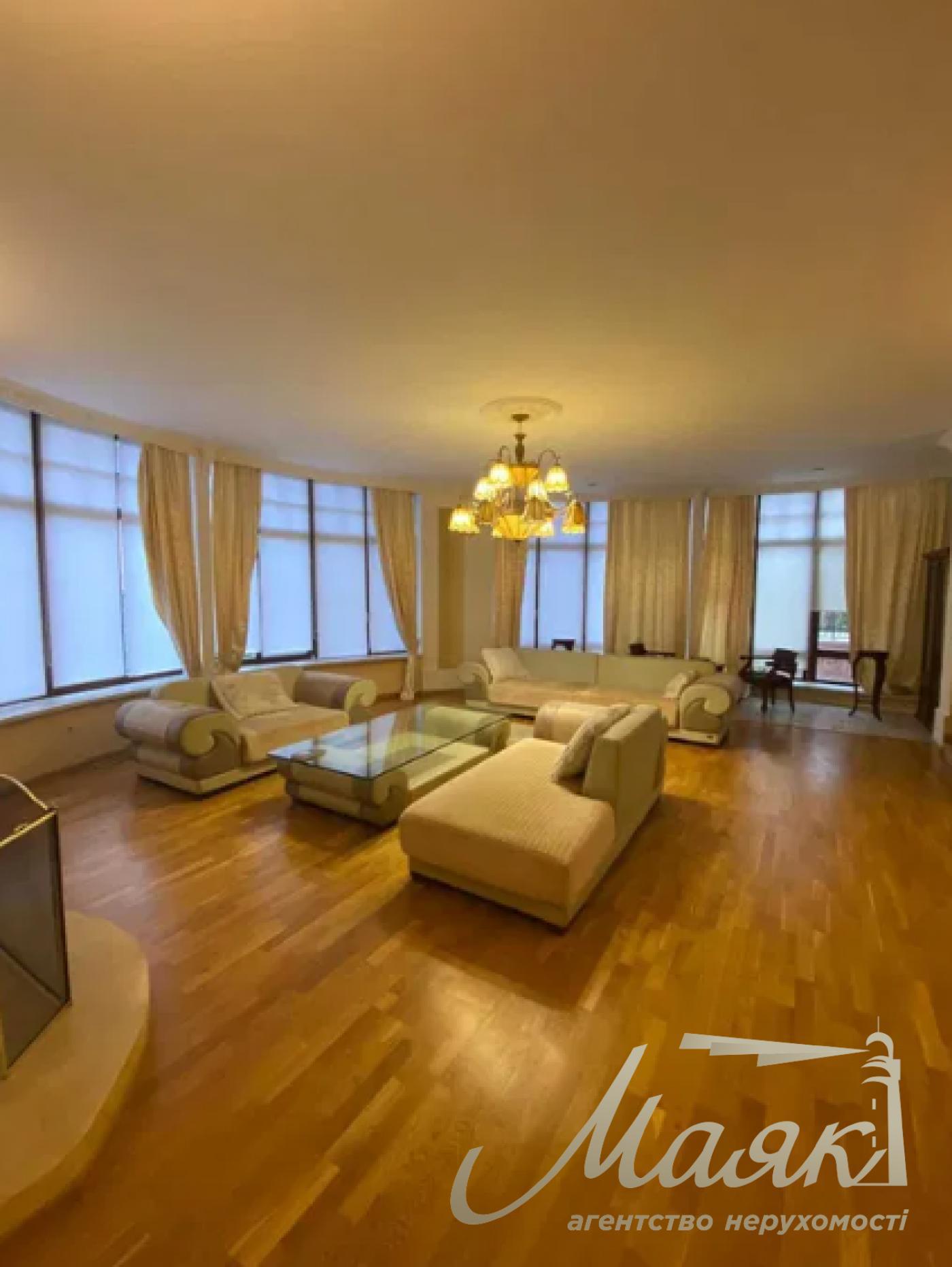 Оренда будинку Пуща Лісова, Мощун, закрите містечко з Лісом та Озером