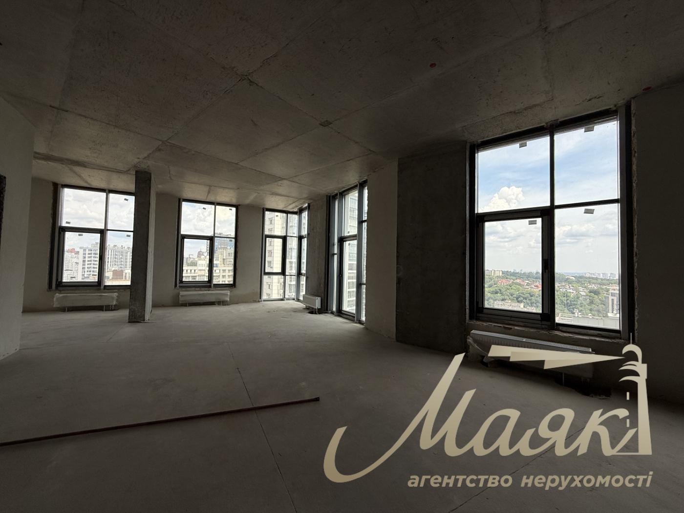 Sale of apartment/penthouse with view in residential complex Novopecherskie Lipki, Andreya Verkhoglyada street, Pechersky district, Kyiv