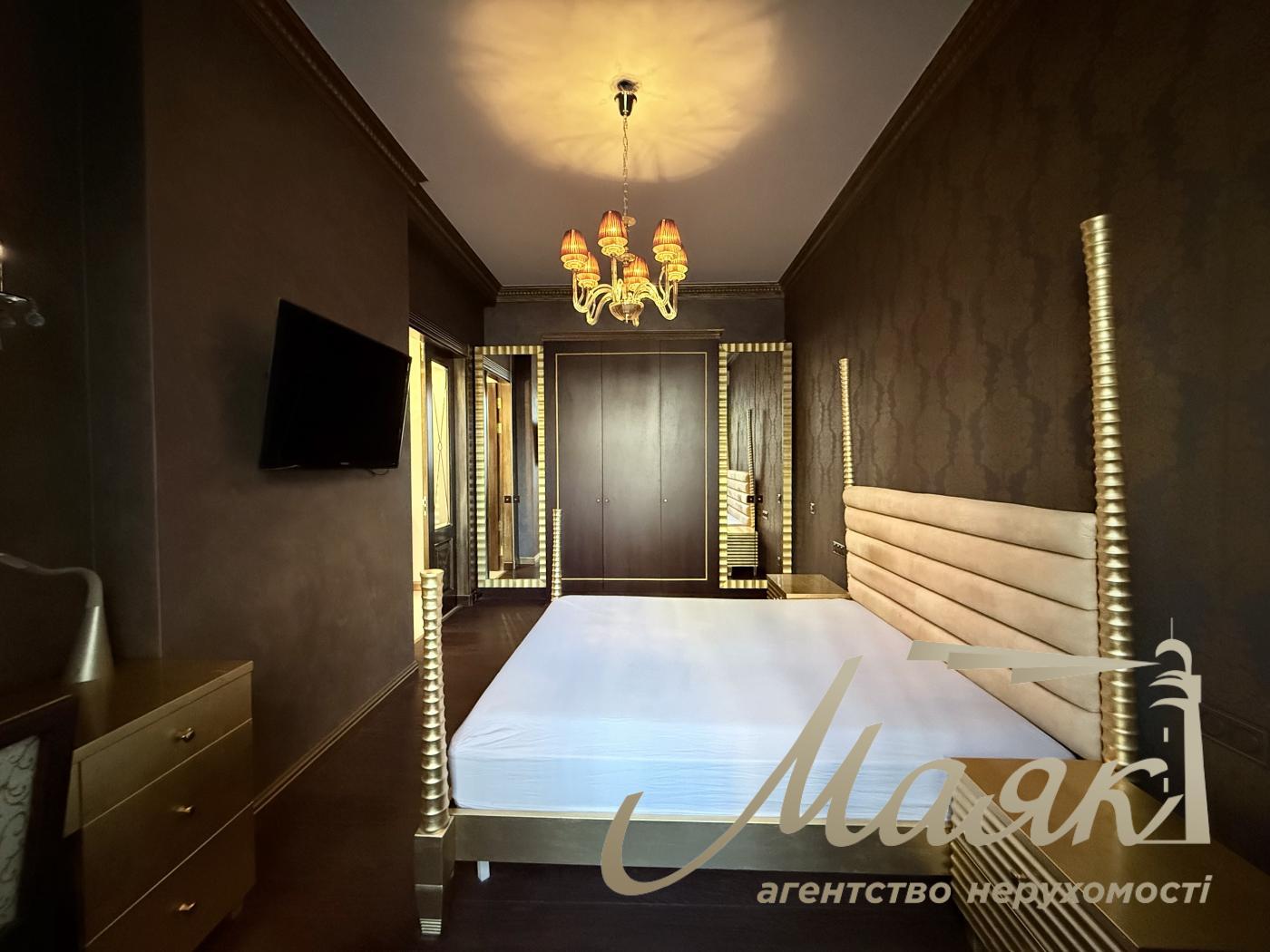 Rent apartment 91.7m2 st. Bankova 3, Lipki, Pechersky district, Government quarter, Kyiv