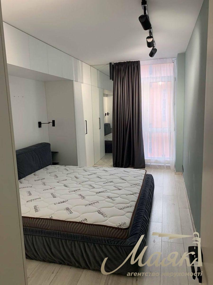 Продаж 4к квартири ЖК Комфорт Таун, вул. Регенераторна