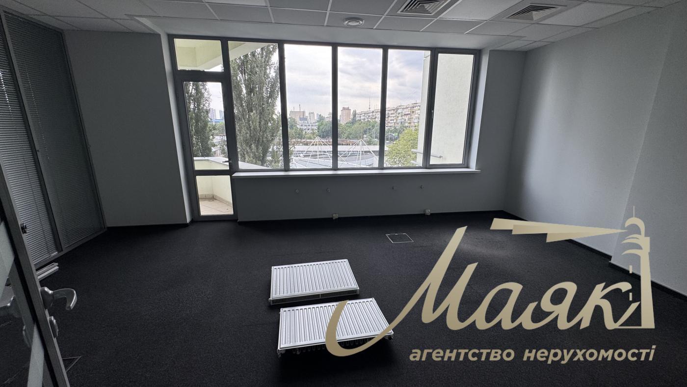 Office for rent 760m2 in BC on Obolon, Avtozavodskaya, Kurenevka