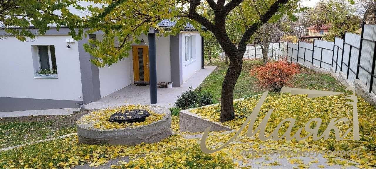 Продаж будинку в Бортничах поруч із лісом та водою
