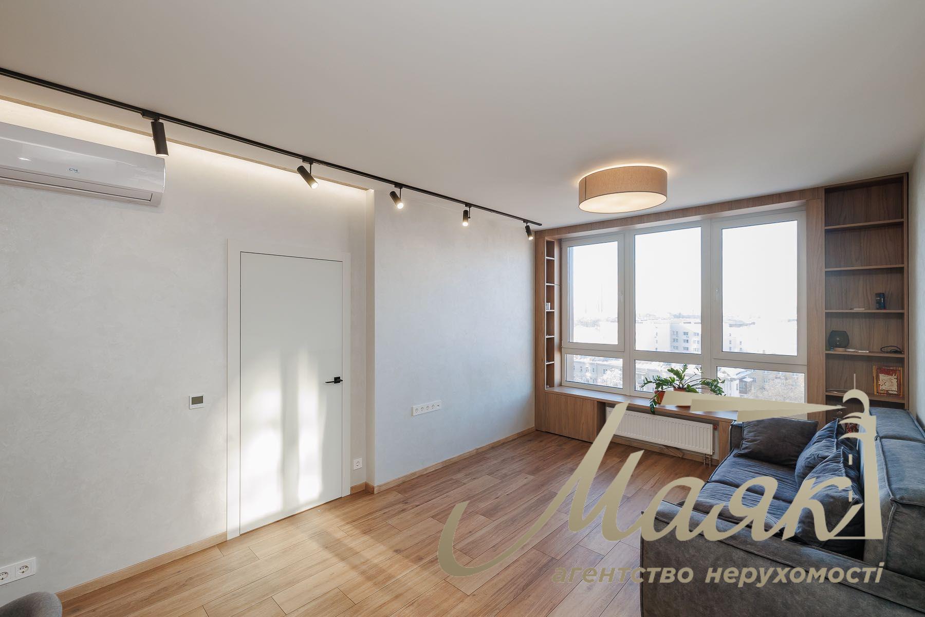 Продажа квартиры с террасой в ЖК Time, ул. Липковского