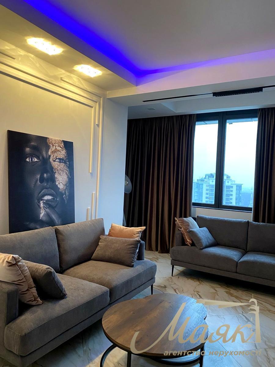 Продажа 3-х комнаной квартиры в ЖК Дельмар