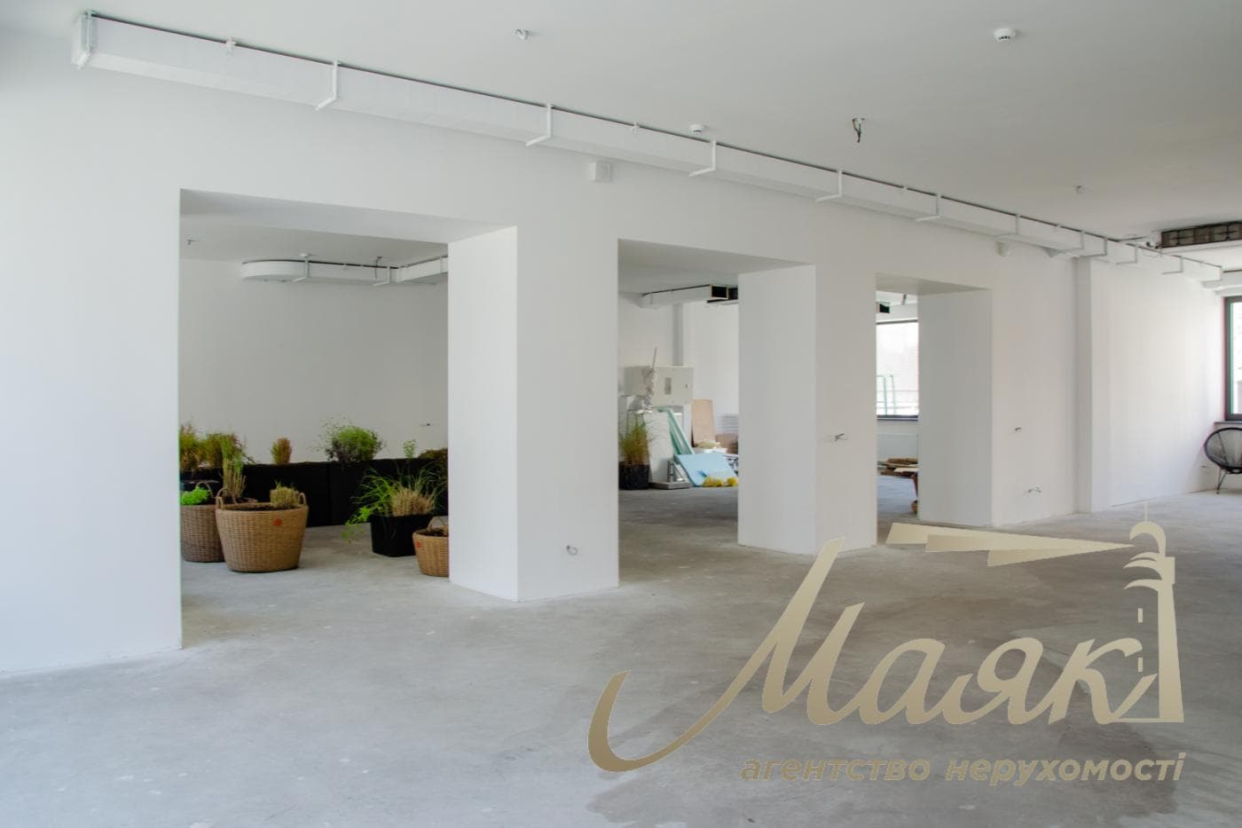 Commercial space for rent (643 m²) in the Infinity Business Center, Saksaganskogo Street, Downtown, Kyiv