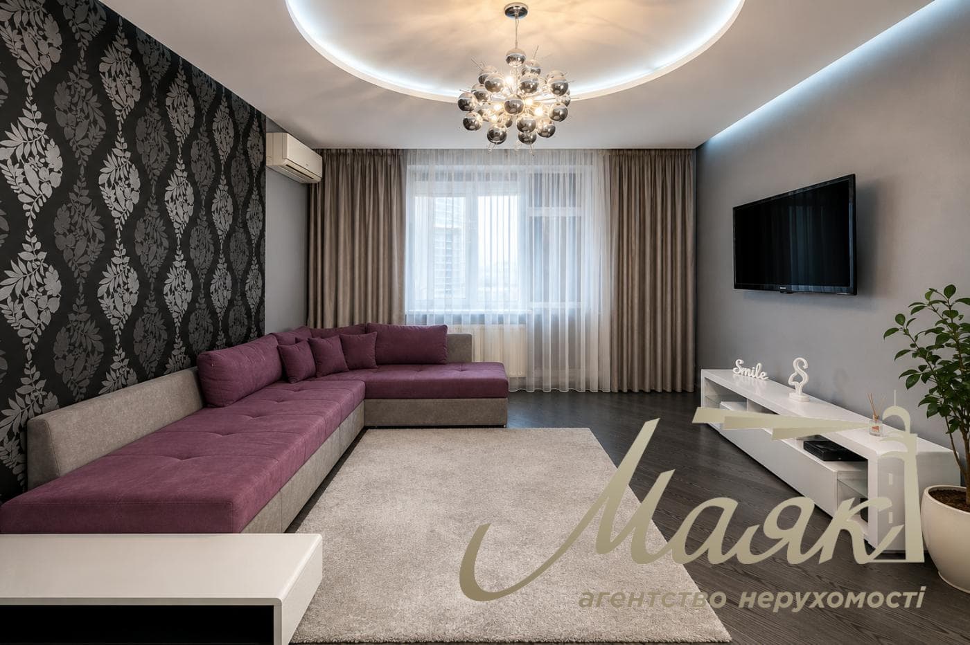Оренда 2-кімнатної квартири в центрі/на Печерську (бульвар Лесі Українки, 7Б)