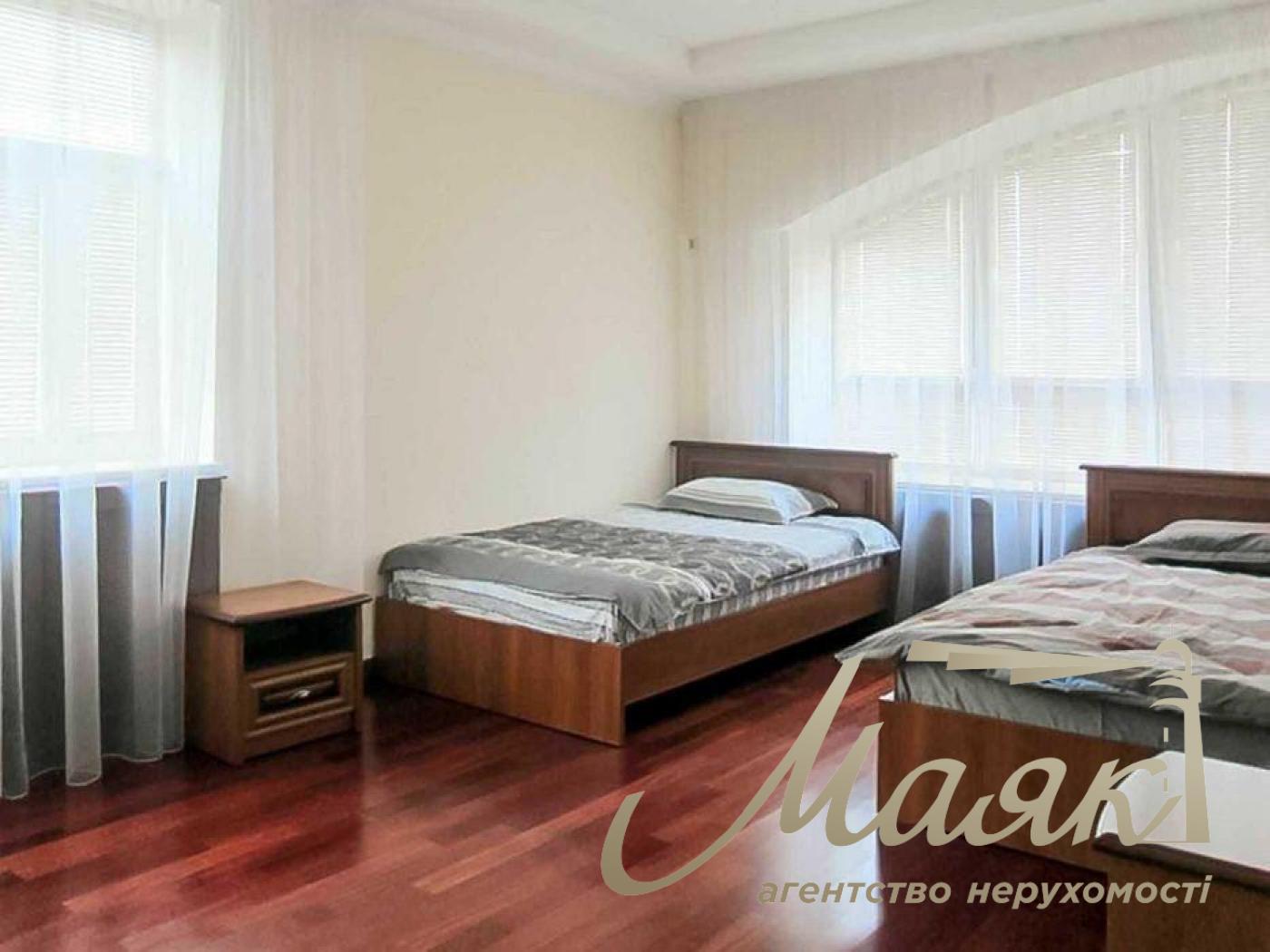 Аренда 3-комнатной квартиры в элитном доме на ул. Ирининская