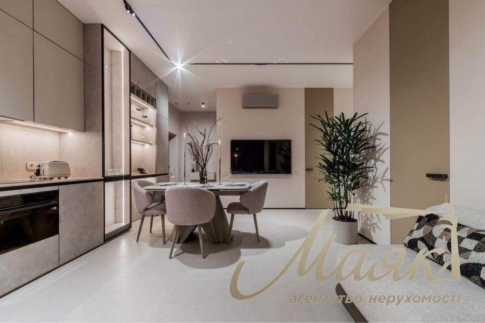 For sale 3-room apartment in Residential Complex Novopecherskie Lipki