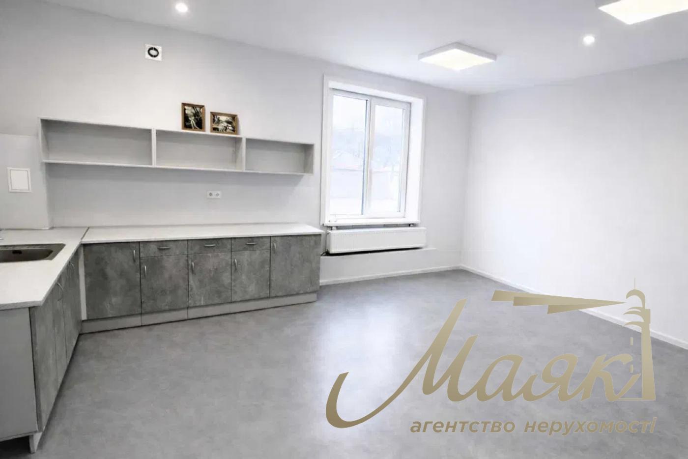 Оренда офісу 377м2 у БЦ Залізничне шосе 2-А, Печерський район.