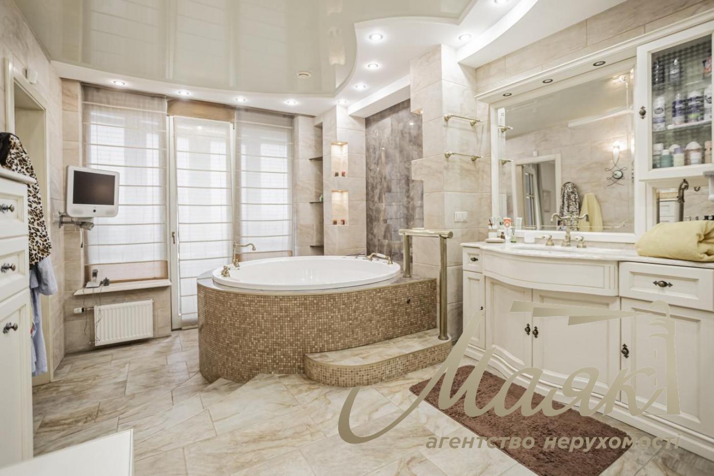 Продаж 4-х кімнатної квартири, 160 м2 у ЖК Diplomat Hall Дипломат Хол Жилянська