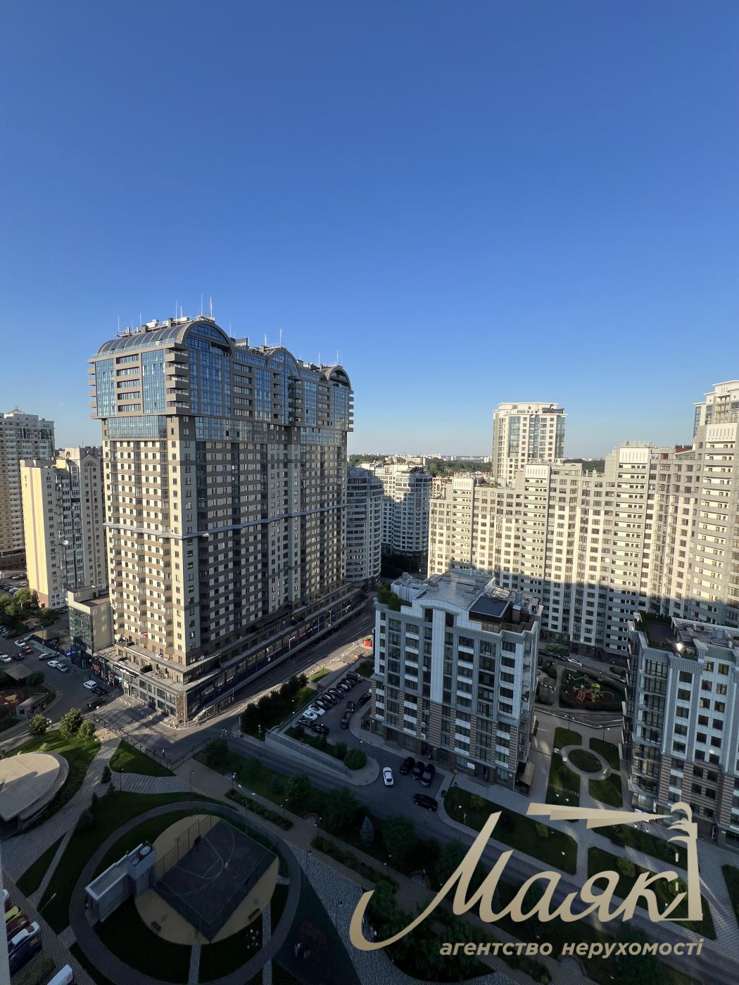 Оренда пентхауса 100м2 в ЖК Підвисоцький, вул. Підвисоцького