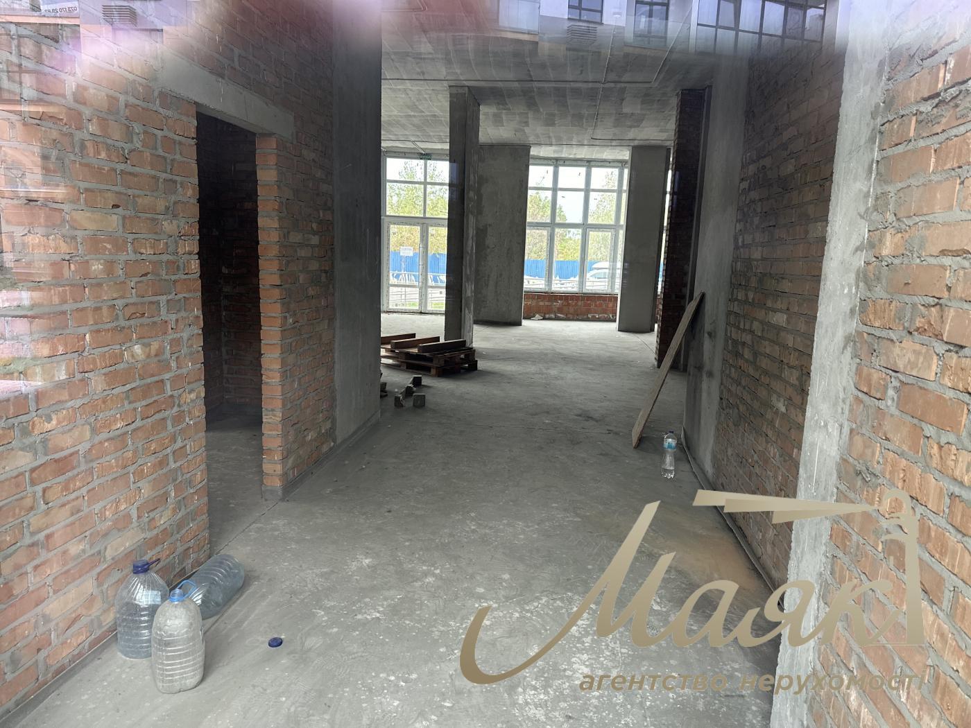 For sale front room 163m2 LCD" Italian Quarter" Obolon