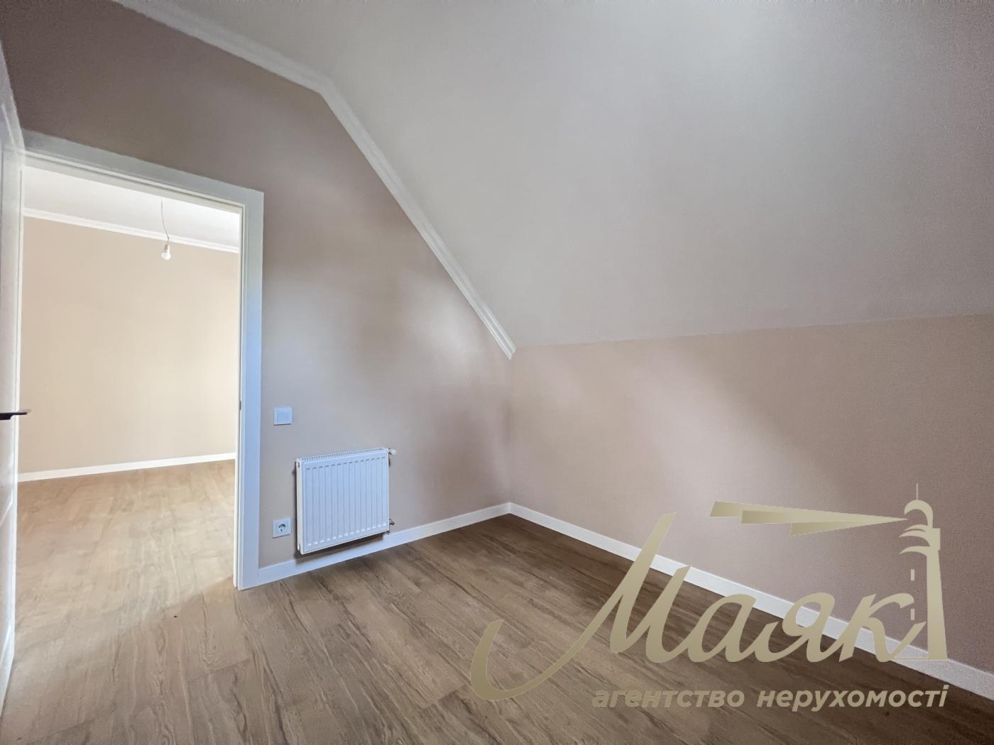 Продаж будинку в закритому КМ AlpenPark серед лісу