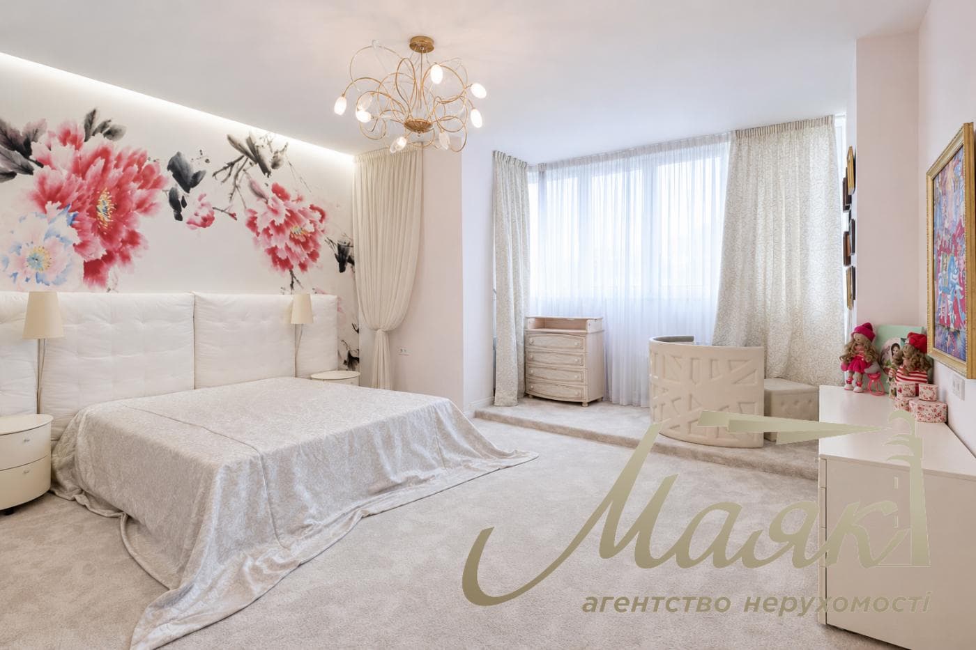 5-room family apartment for sale in the upscale Novopecherskie Lipki residential complex, Andriy Verkholyad/Dragomirov Street, Pechersk, Kyiv