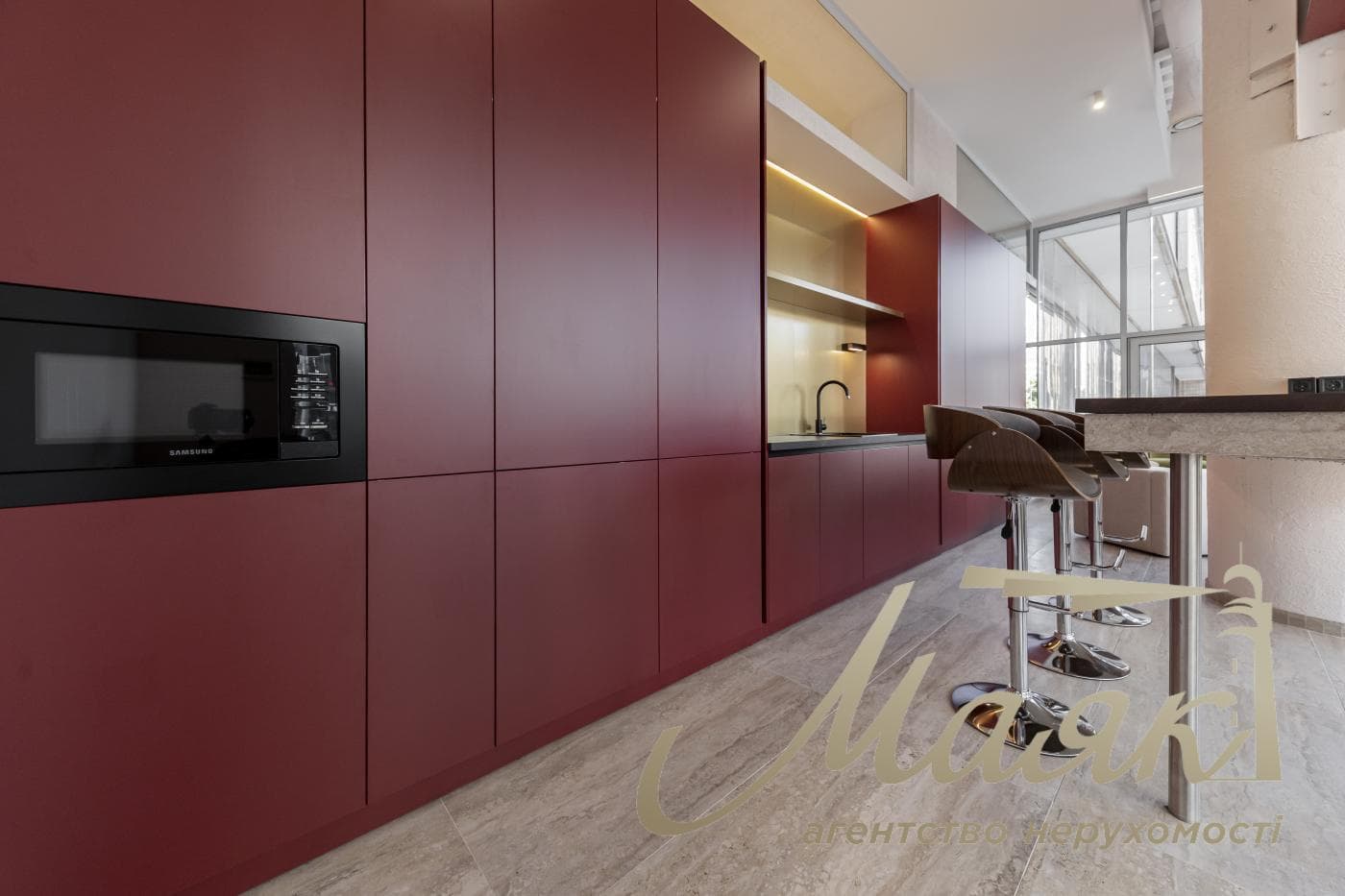 Оренда офісу площею 500 м² у ЖК «Дипломат Холл», вул. Жилянська, 59