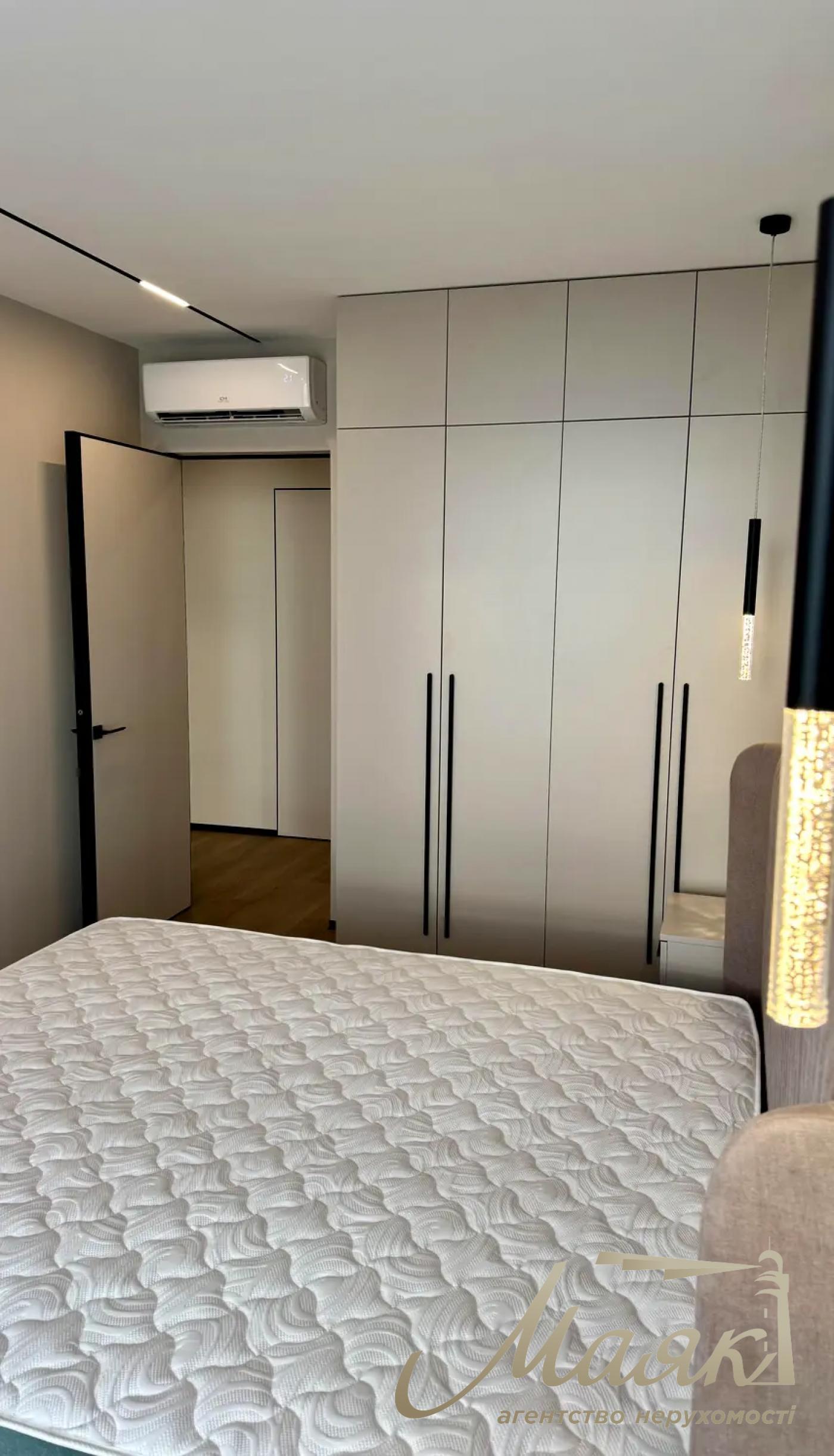 Продаж 3-к квартири ЖК Варшавський Плюс, Поділ, Виноградар