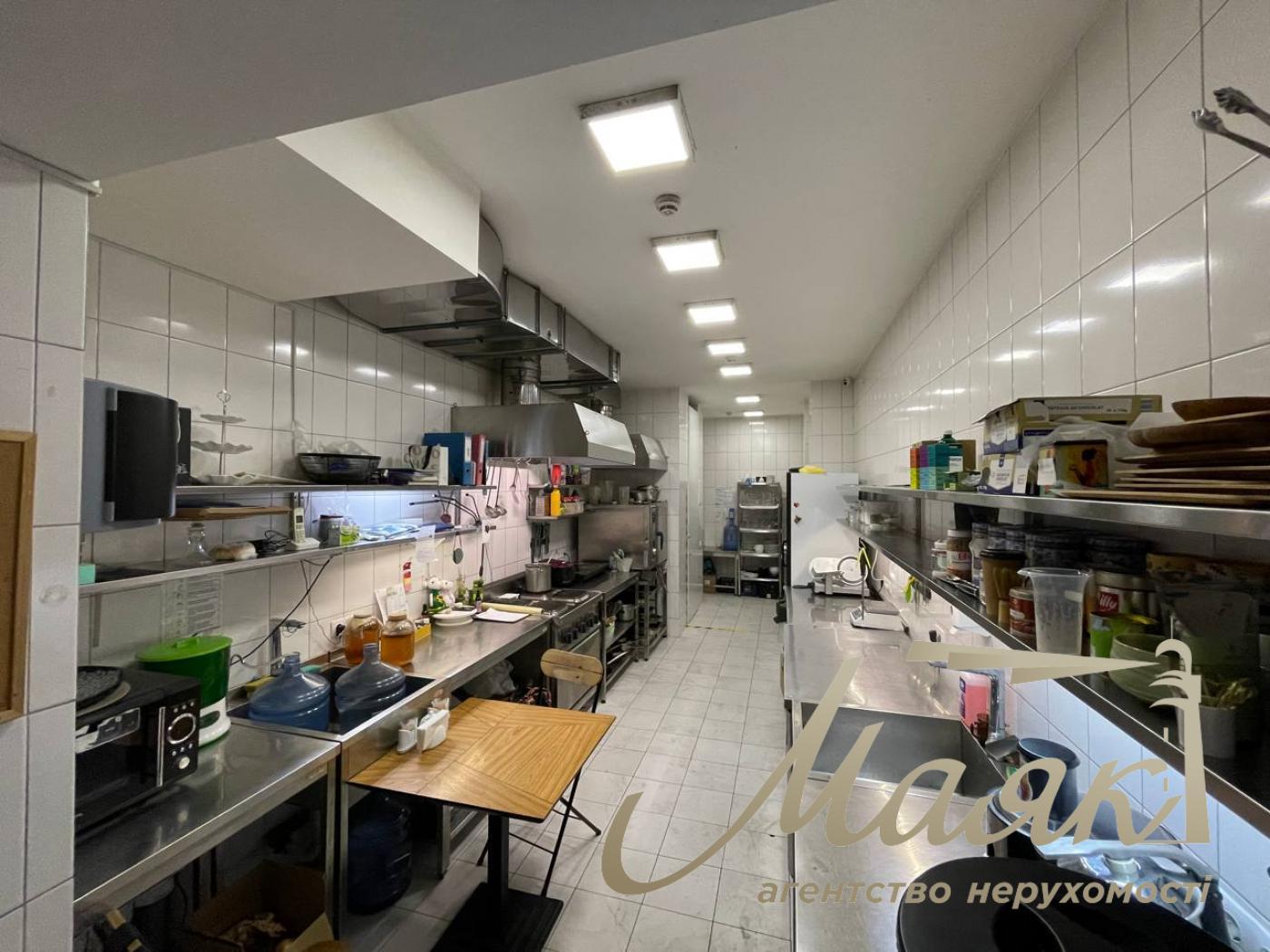 Оренда приміщення під кафе або ресторан 100м2 у центрі, вул. Антоновича