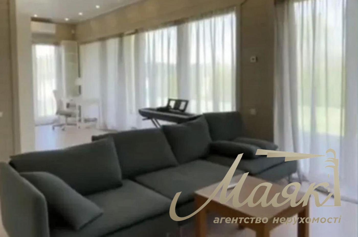 Оренда затишного будинку 280м2 з видом на озеро в Конча-Заспі, Хутір Мрігі.