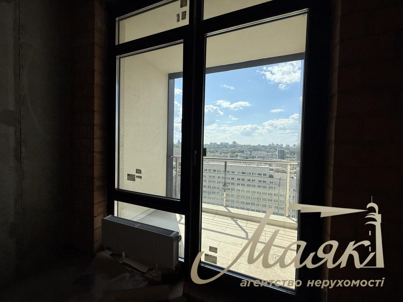 For sale 3 bedroom apartment in LCD Tetris Hall, Ivan Fedorov Street, Kiev