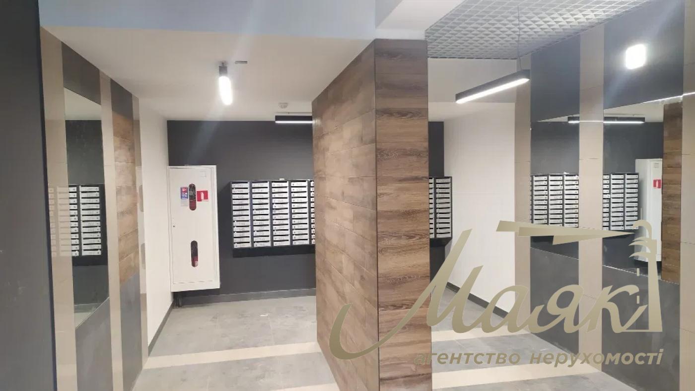 Sale of a two-level 3-room apartment in the Rodnoy Gorod residential complex, Vaclav Havel Boulevard, Otradny