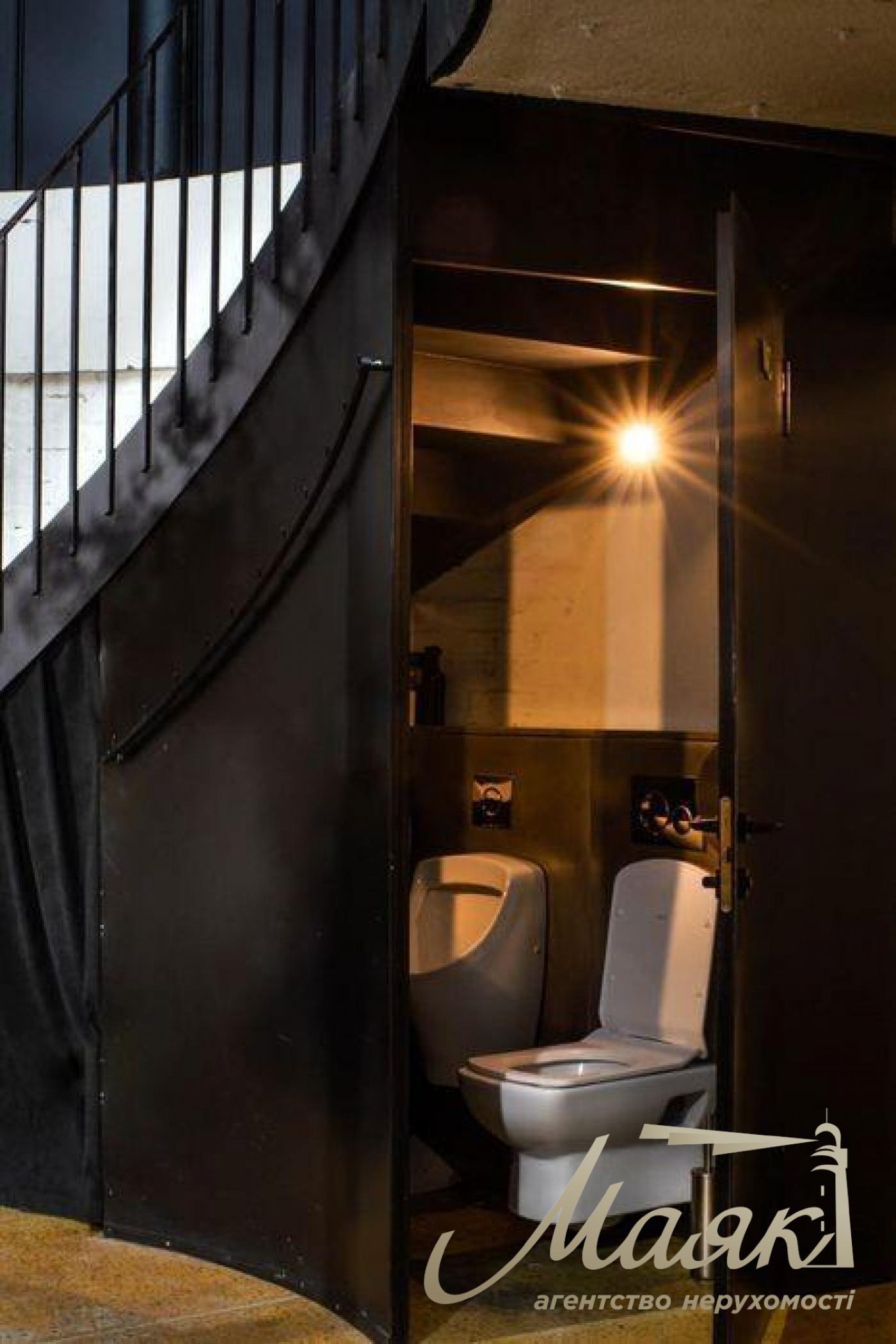 Оренда комерційного приміщення 134м.кв. вул Руйтарська, Центр