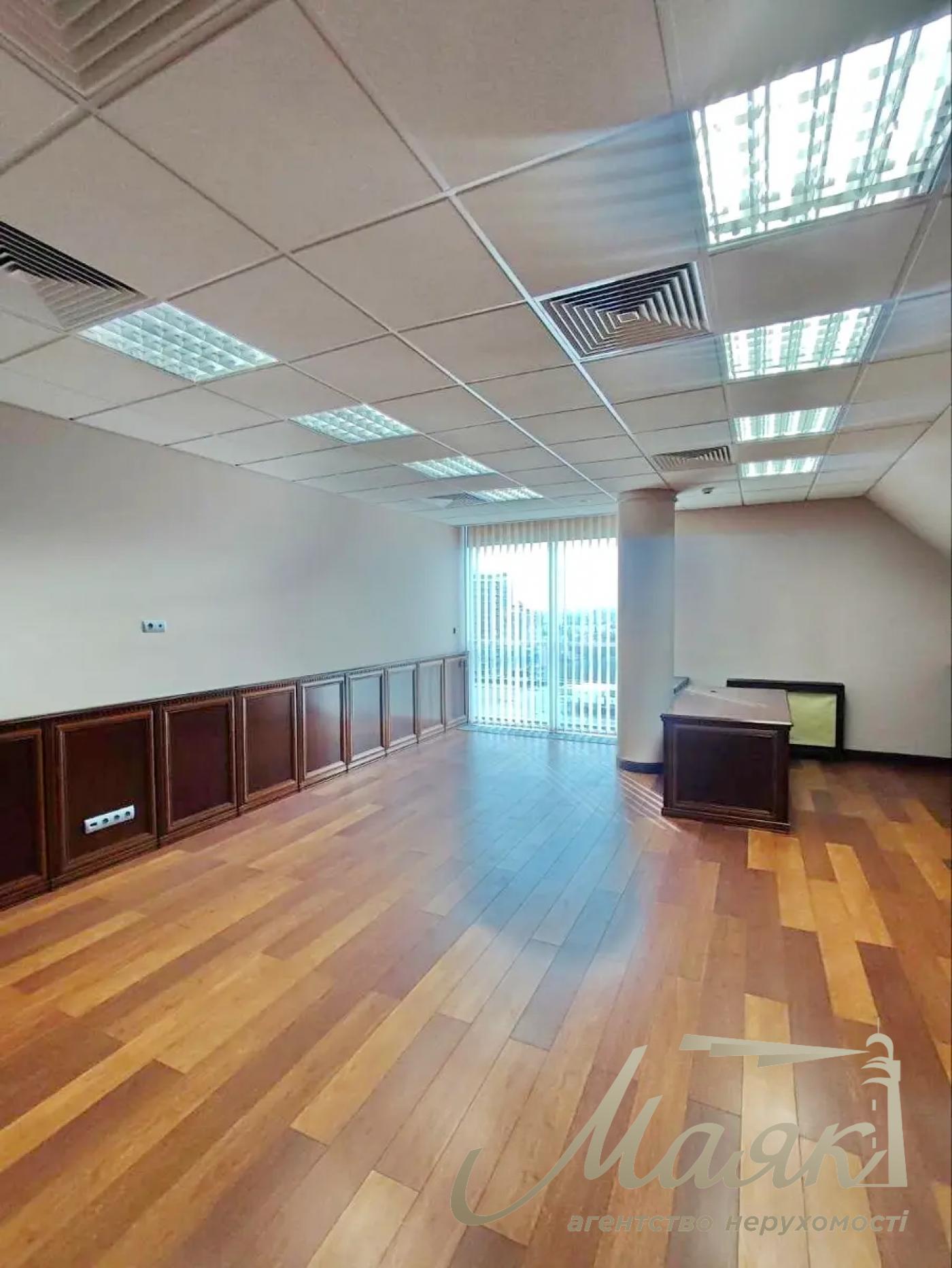 Оренда офісу 208 м2 у БЦ Сапфір, Хрестовий провулок 2, Печерський район.