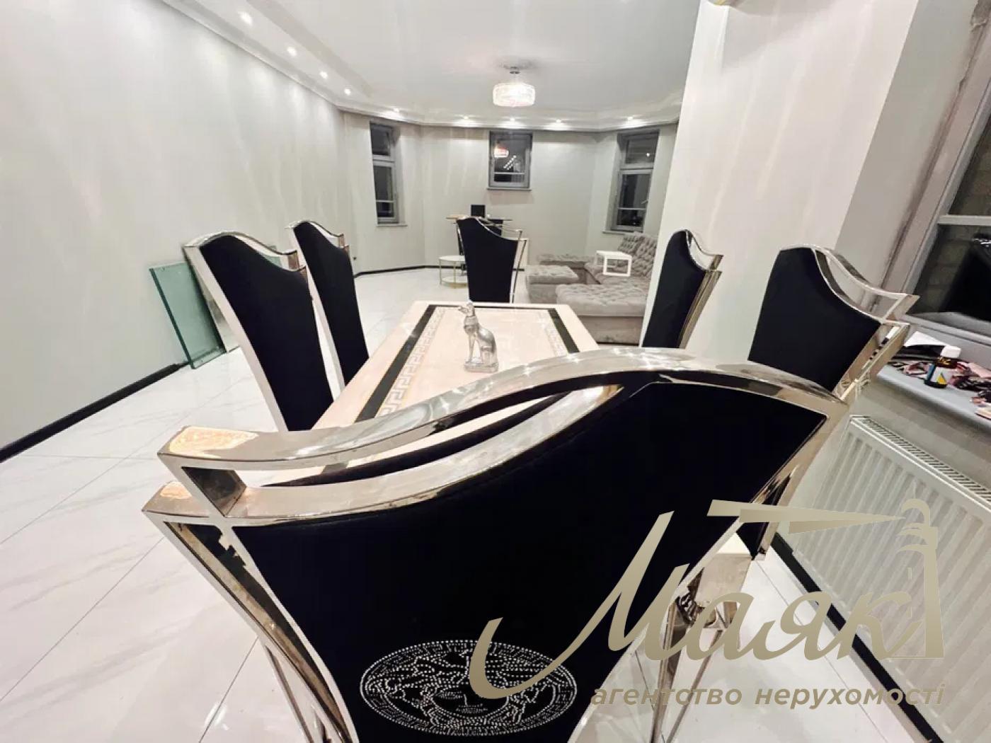 Продаж 2-кімнатної квартири вул. Павлівська, Солдатська Слобідка