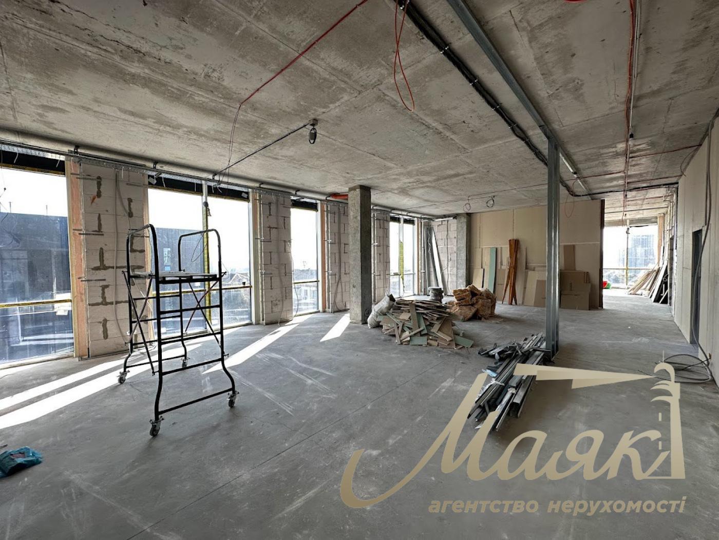 Продаж будівлі Трініті, 6 500м2, вул. Товарна, Пчерськ