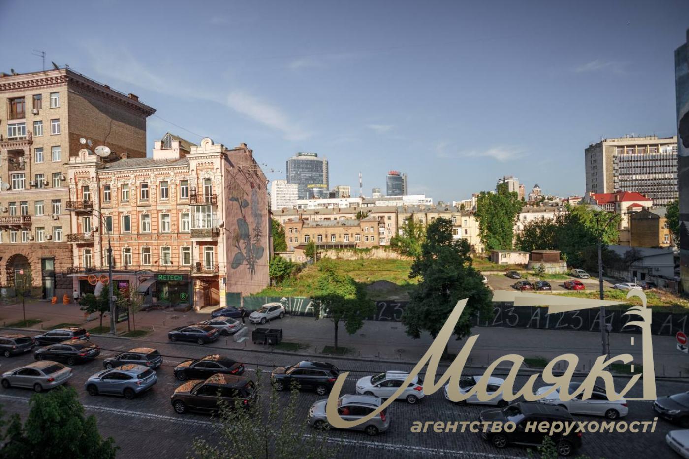 Furnished office for sale in the Center (100m2) Bolshaya Vasilkovskaya st., 38