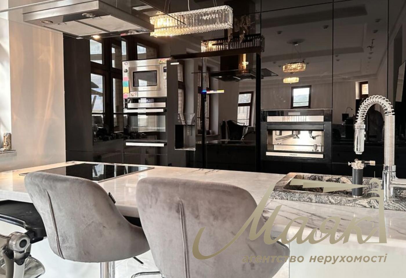 Продаж 2-кімнатної квартири вул. Павлівська, Солдатська Слобідка