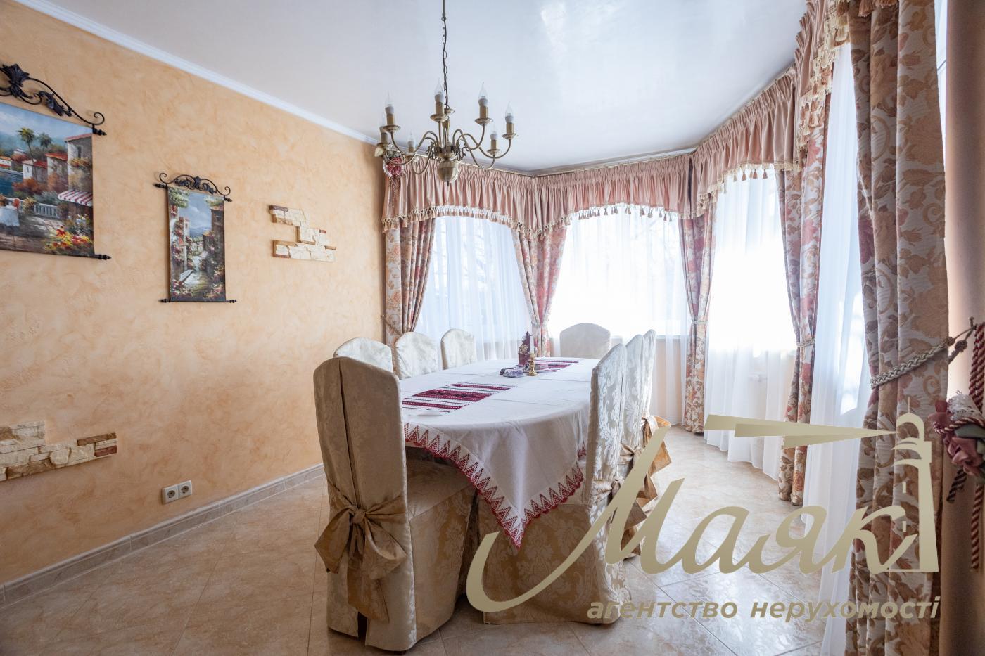 Продаж будинку Березівка, купити будинок в Березівці, будинок житомирское направавление купити, будинок з басейном купити Київська область