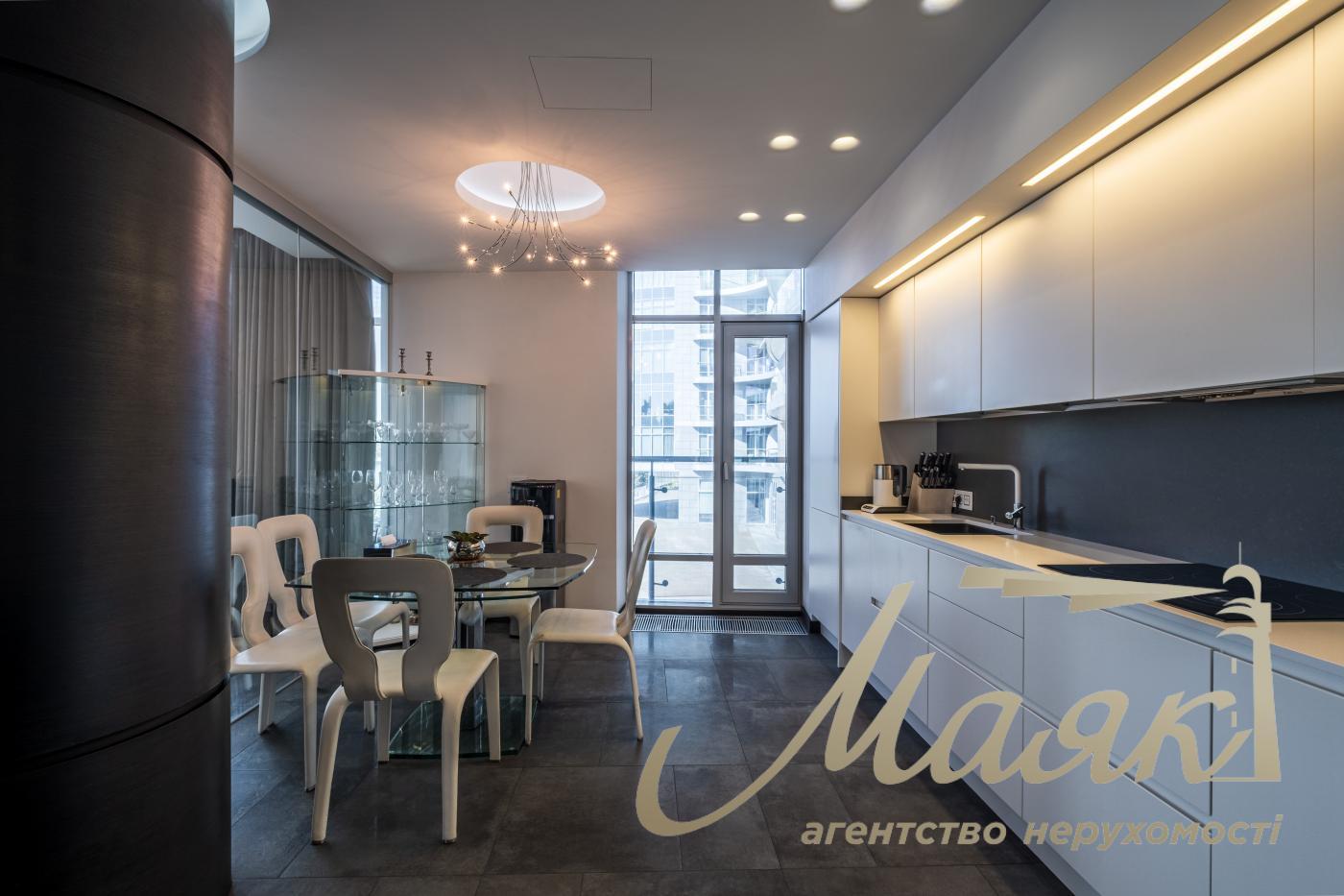 Продажа квартиры 152 м2 ЖК Riviera Riverside, Раисы Окипной 18